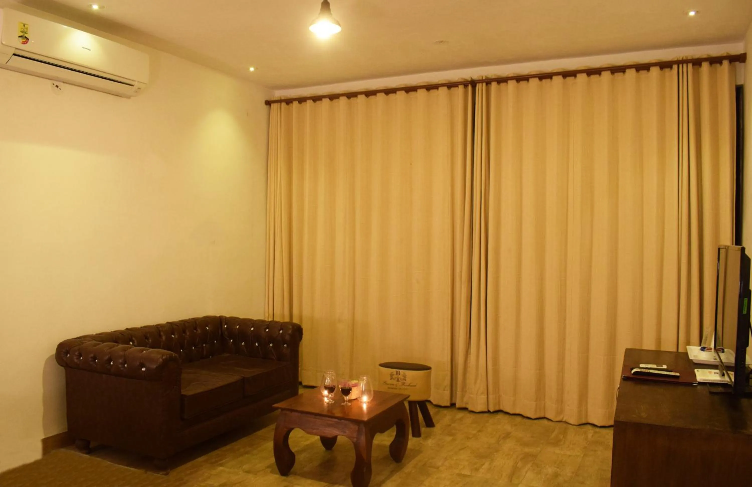 Living room in Kumbhalgarh Forest Retreat