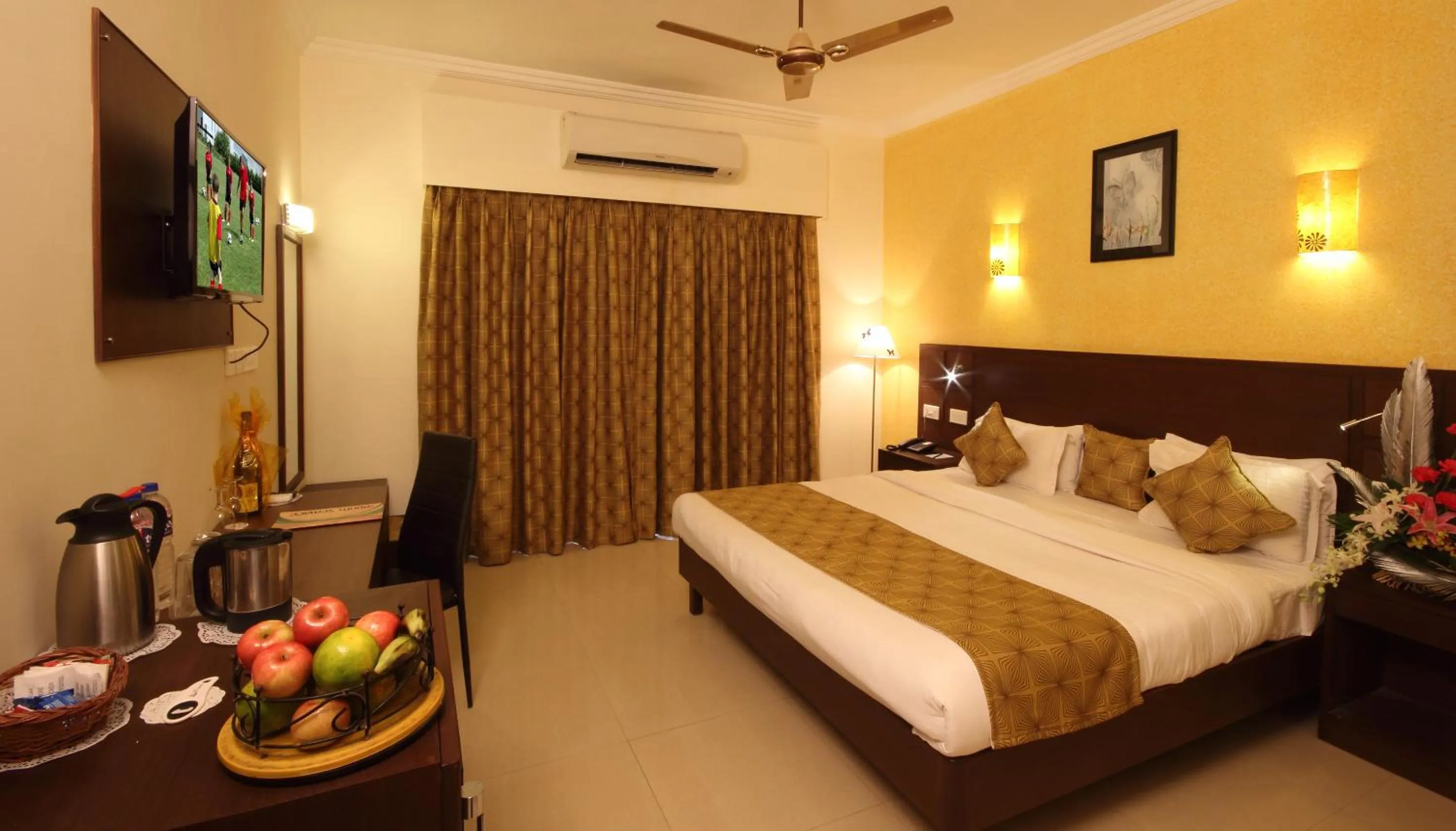 Bedroom, Bed in Hotel Goan Heritage