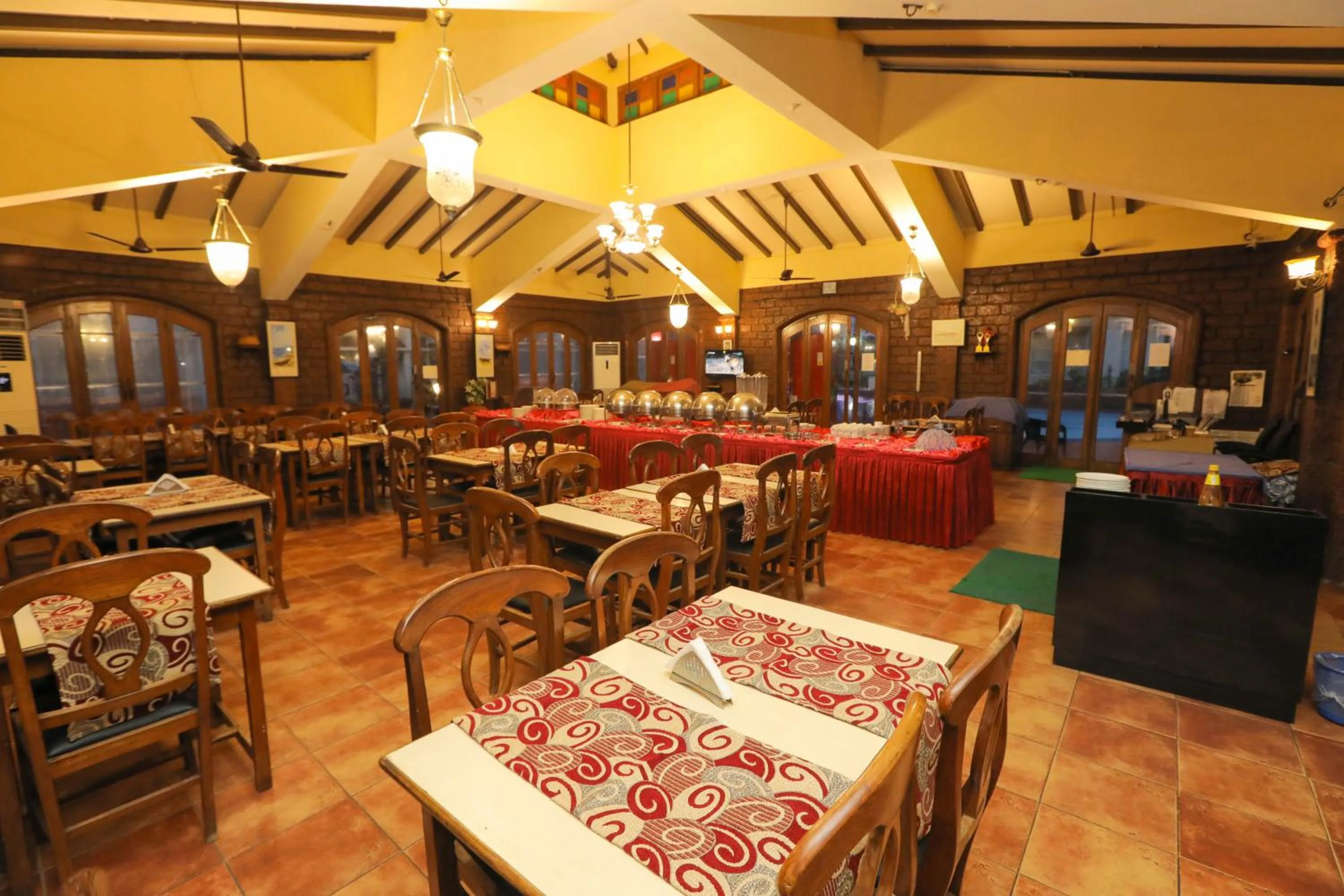 Restaurant/places to eat in Hotel Goan Heritage