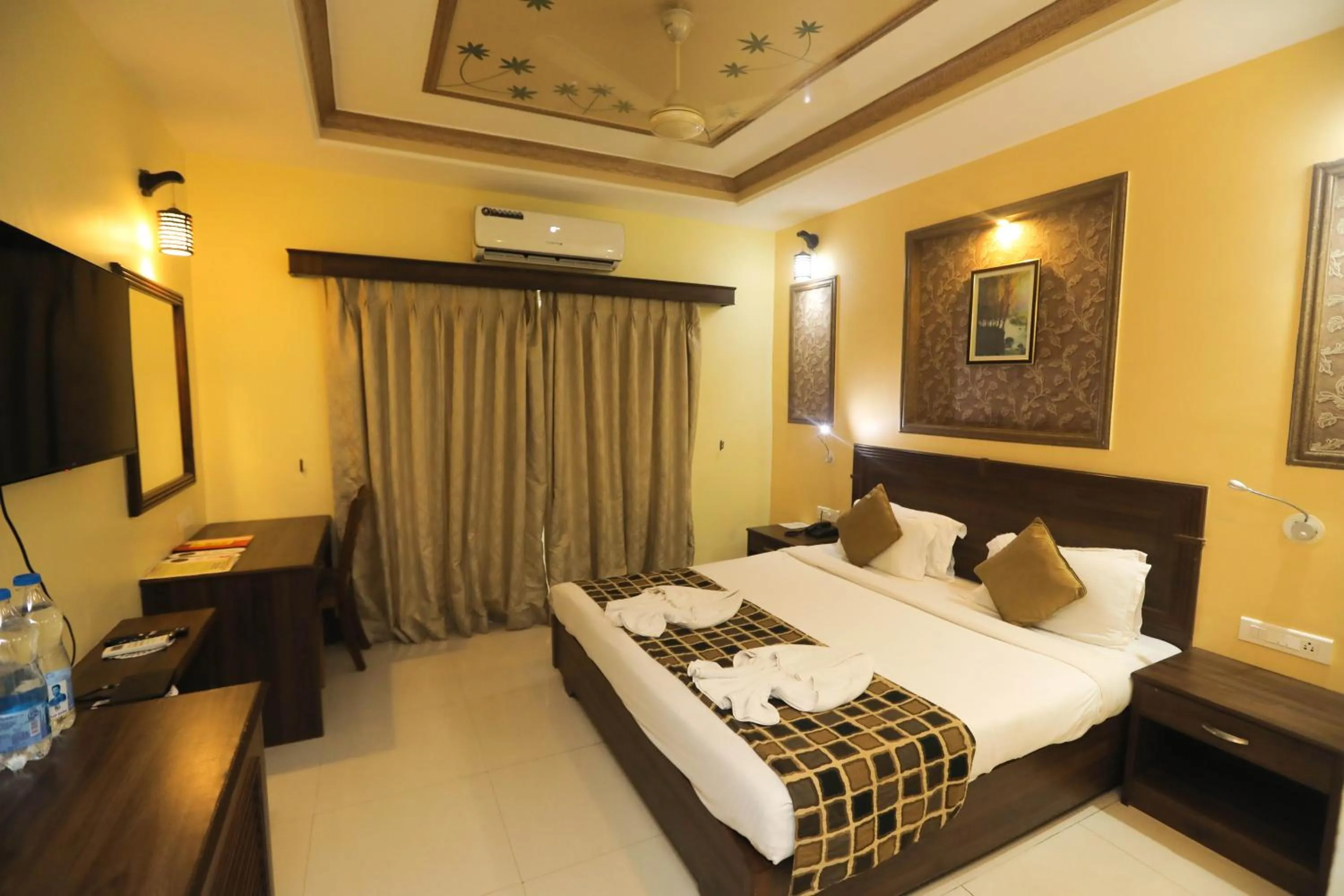 Bed in Hotel Goan Heritage