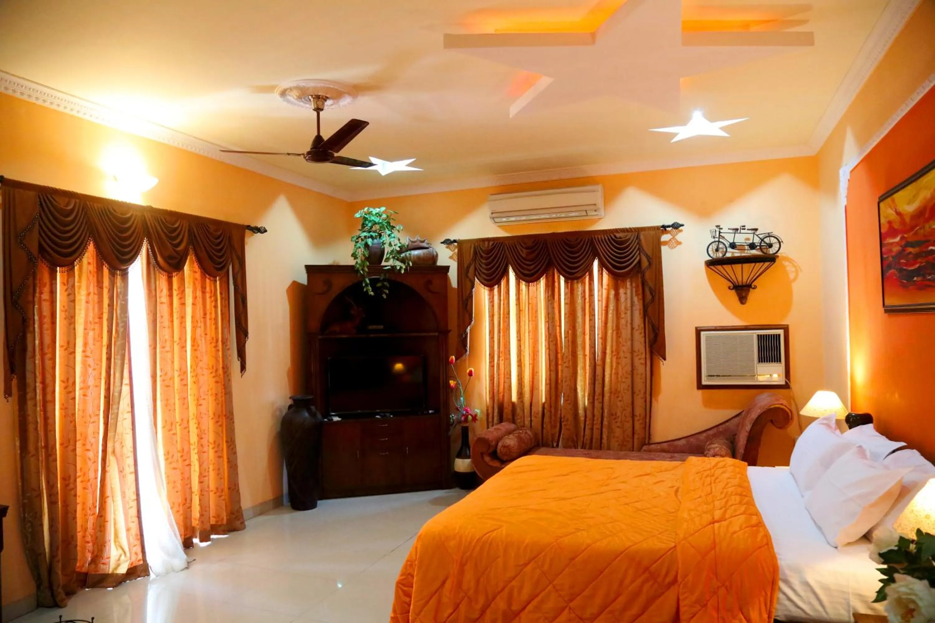 Bedroom, Bed in Hotel Goan Heritage