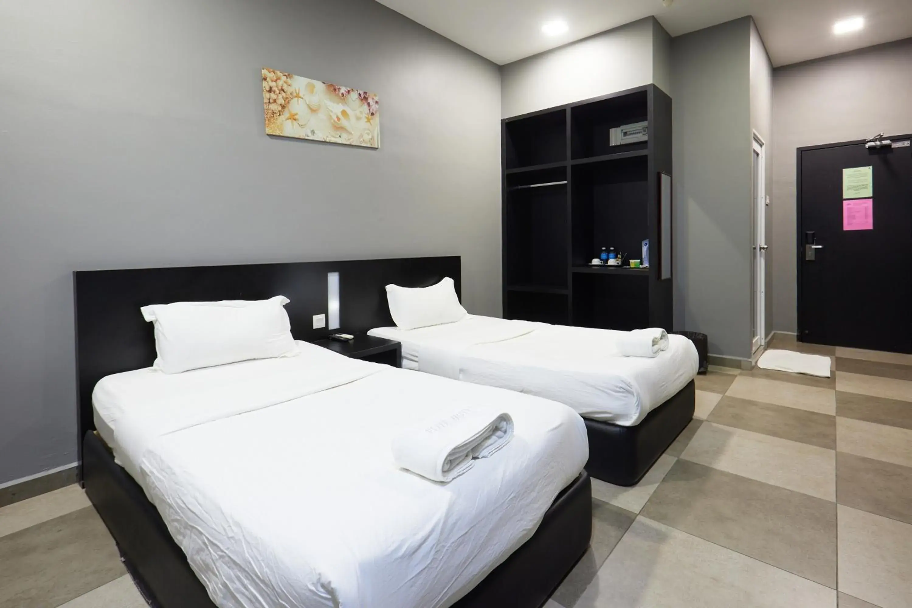 Superior Twin Room in Elite Hotel Muar Superior Twin Room in Elite Hotel Muar