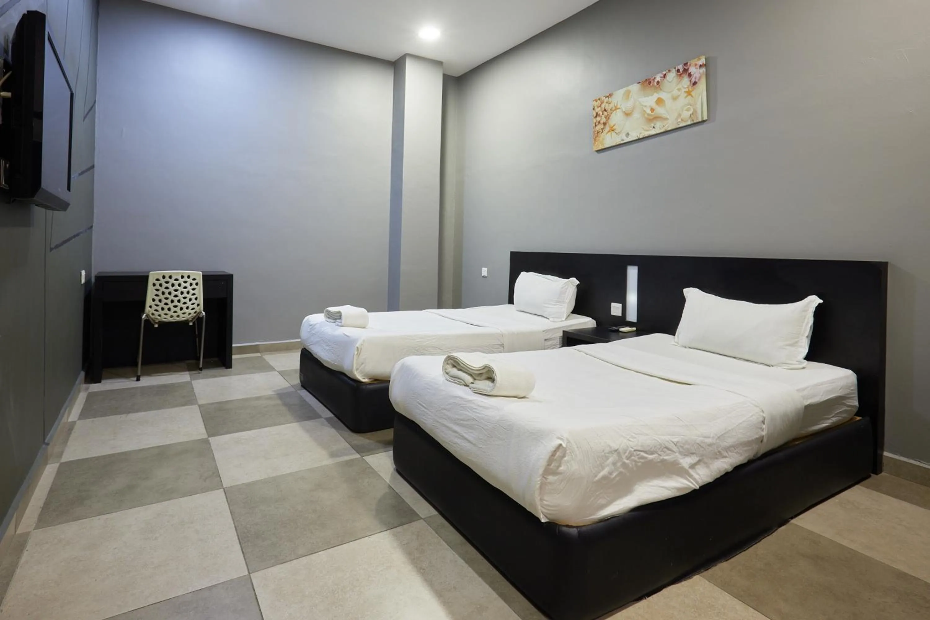 Bed in Elite Hotel Muar