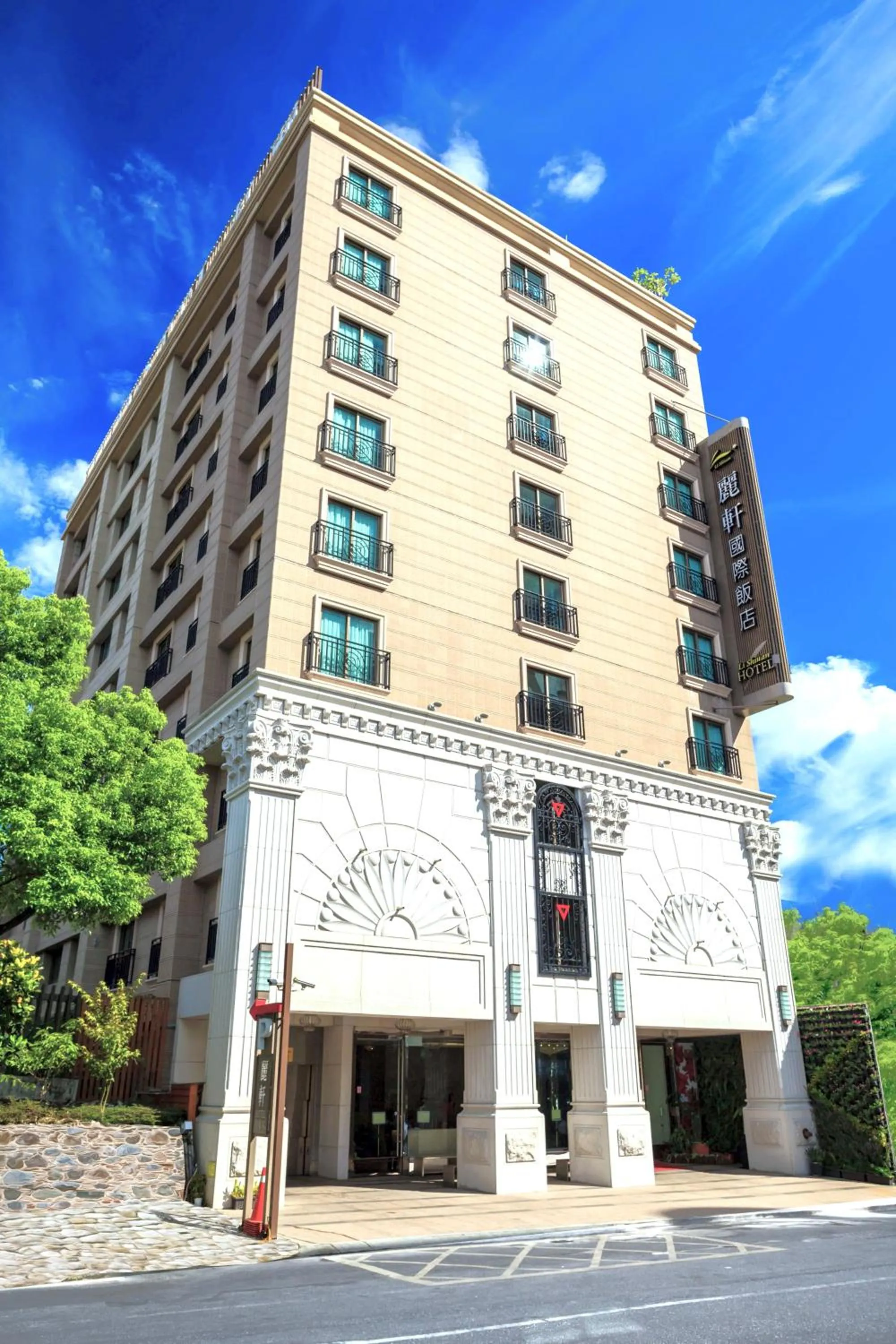 Property building in Lishiuan Hotel