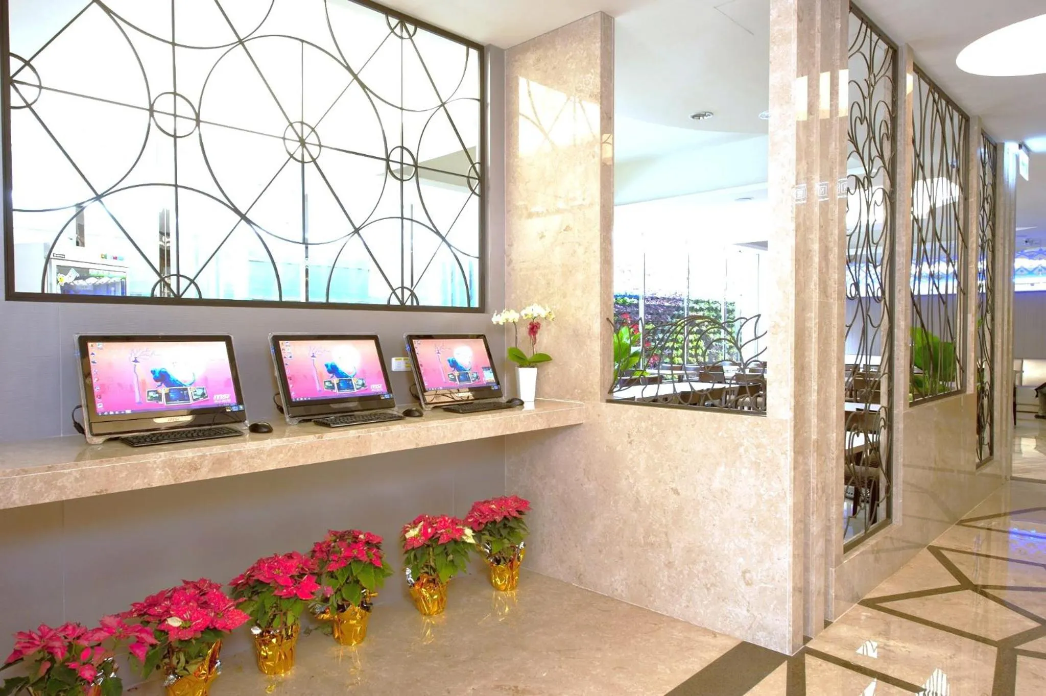 Business facilities in Lishiuan Hotel