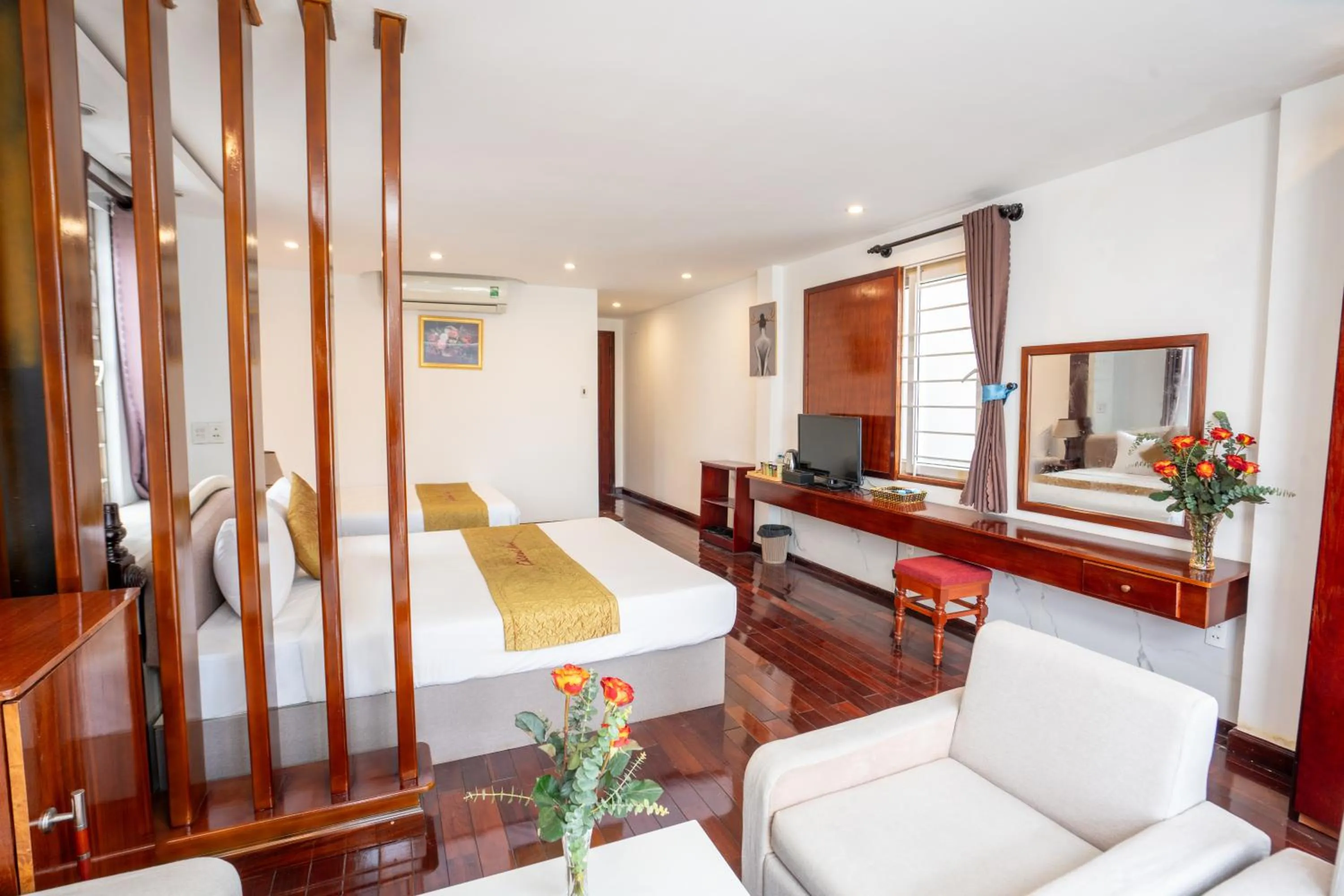 Bedroom in Catinal Hotel