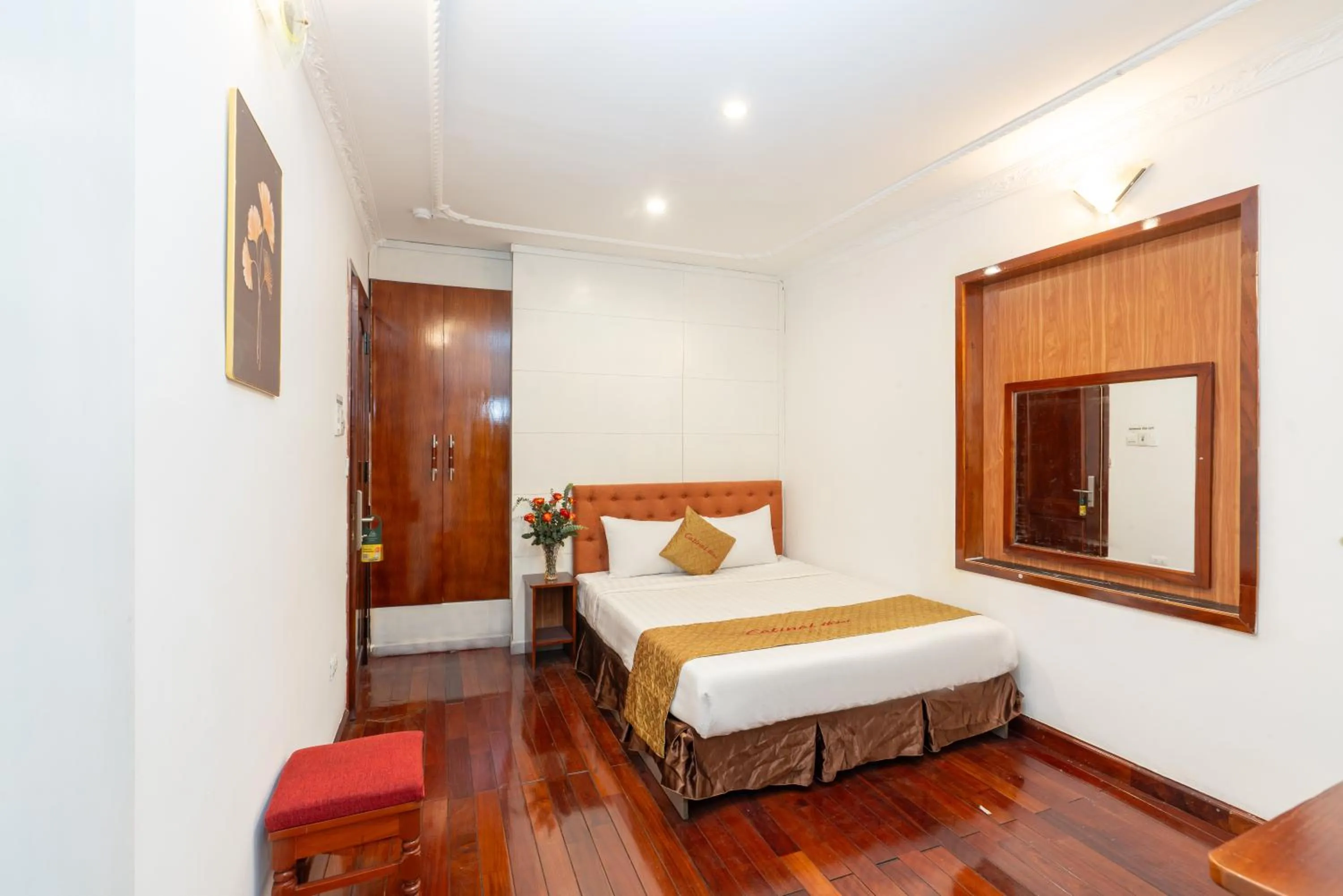 Bed in Catinal Hotel