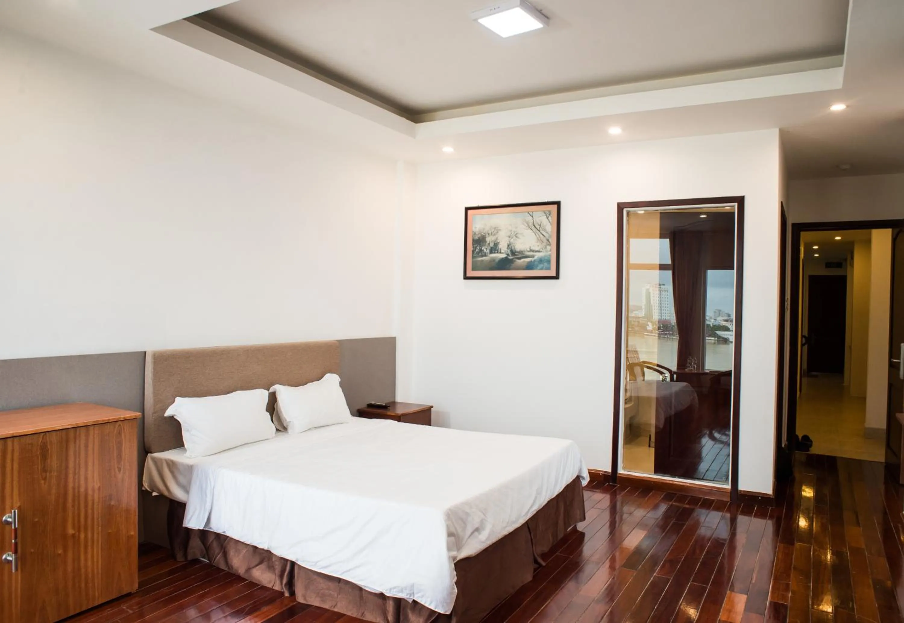 Bed in Catinal Hotel