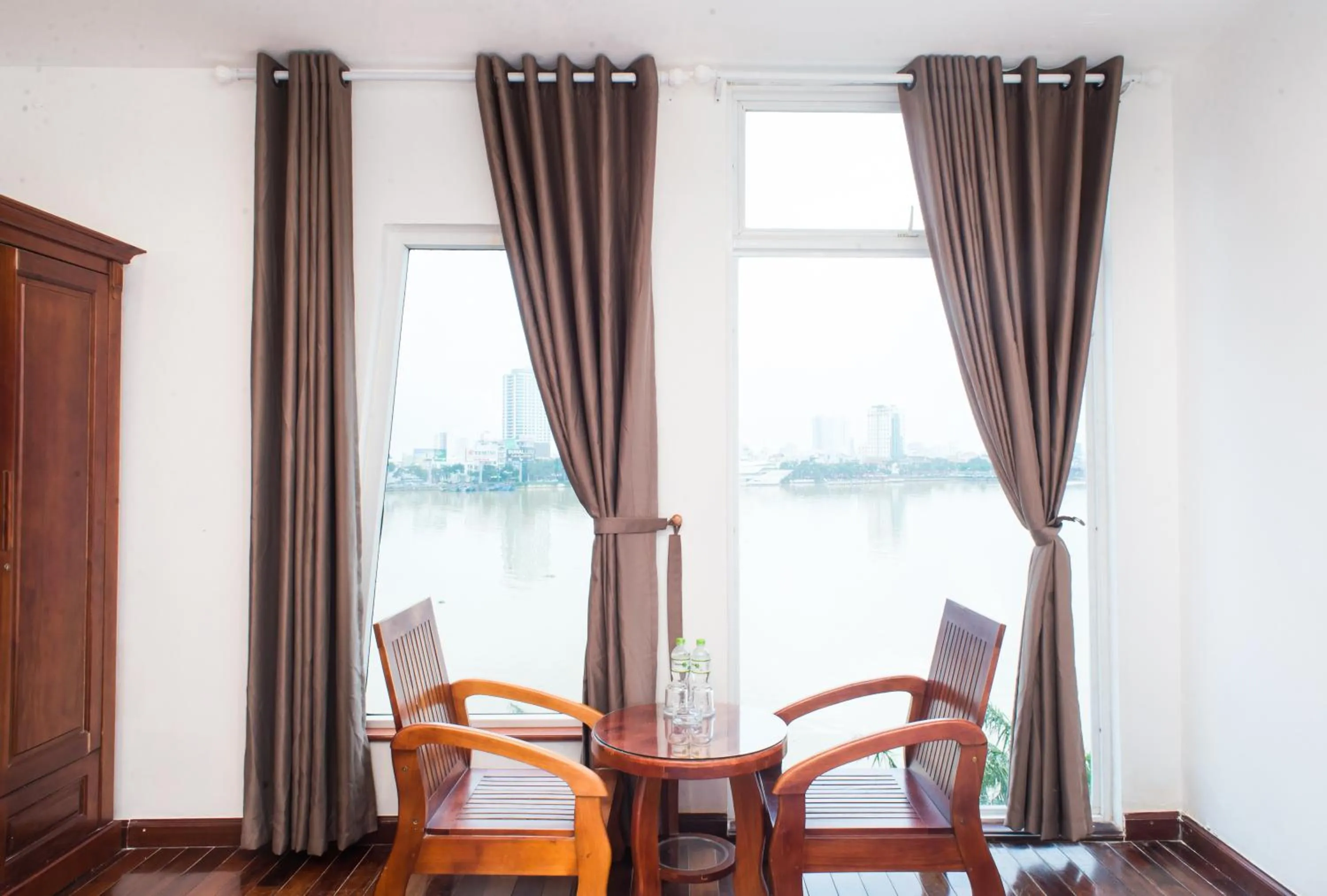 Balcony/Terrace in Catinal Hotel