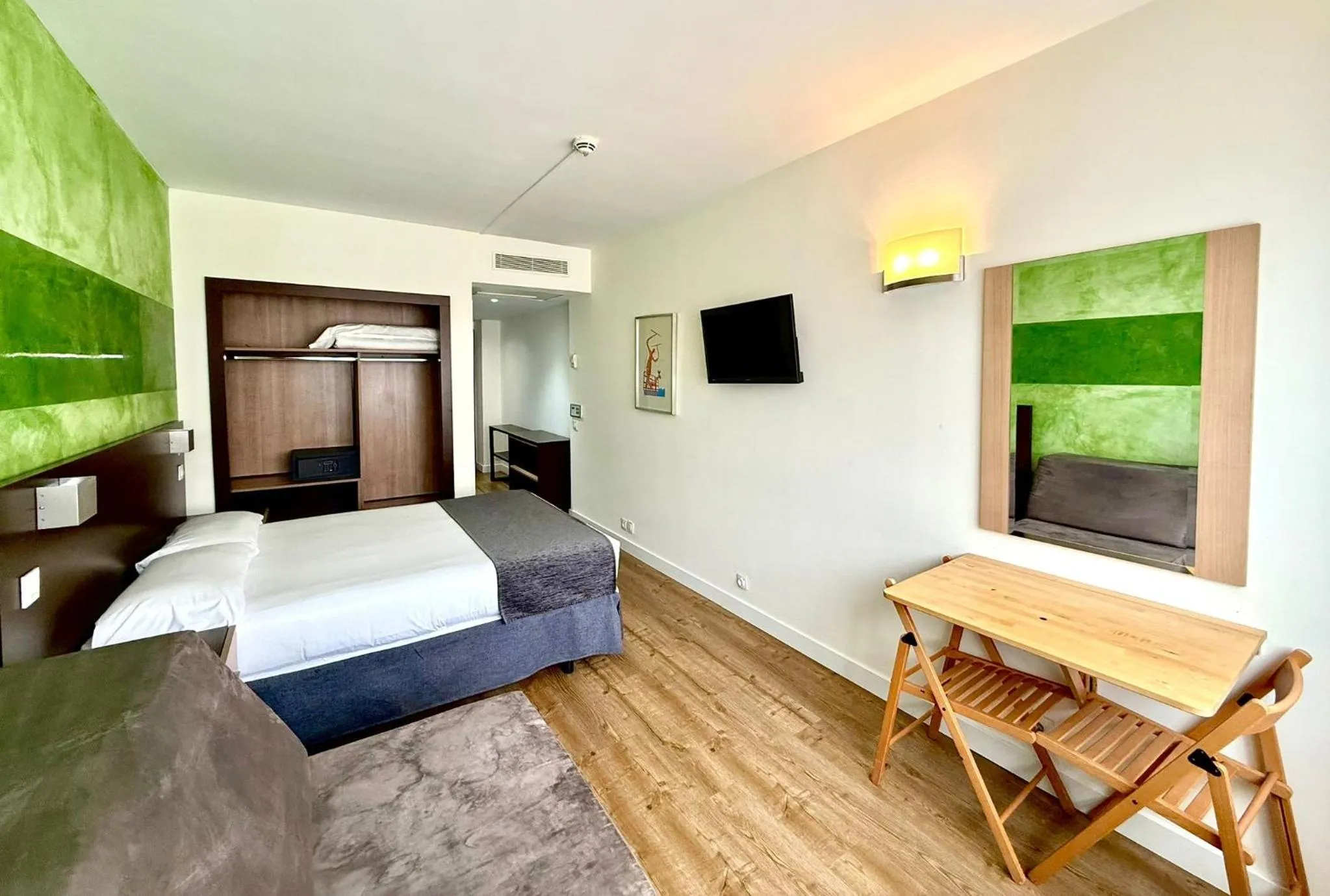 Bed in Apartamentos Recoletos