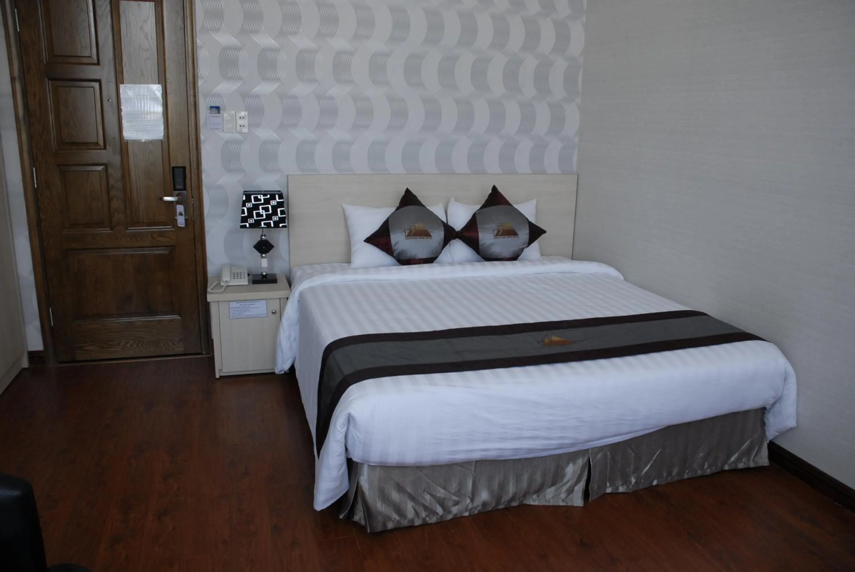 Bedroom in Mountain Town Hotel