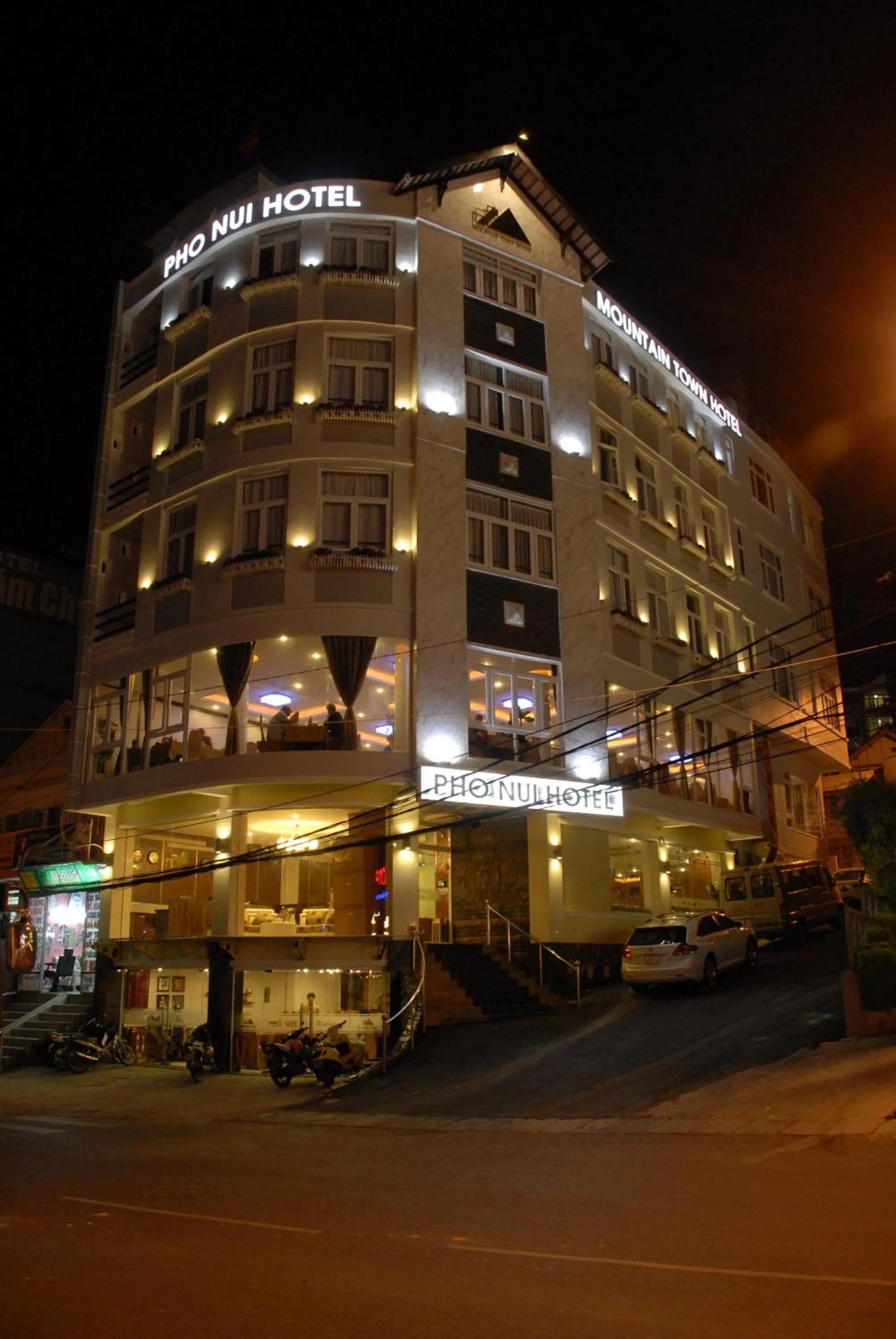 Area and facilities in Mountain Town Hotel