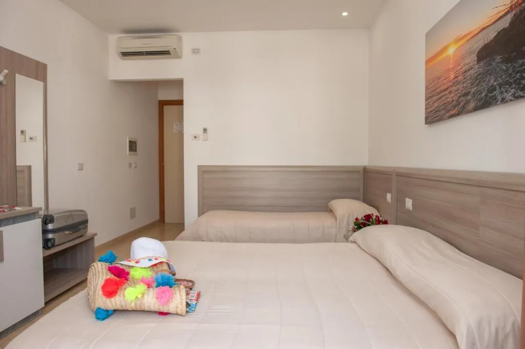 Photo of the whole room, Bed in Albergo San Giorgio