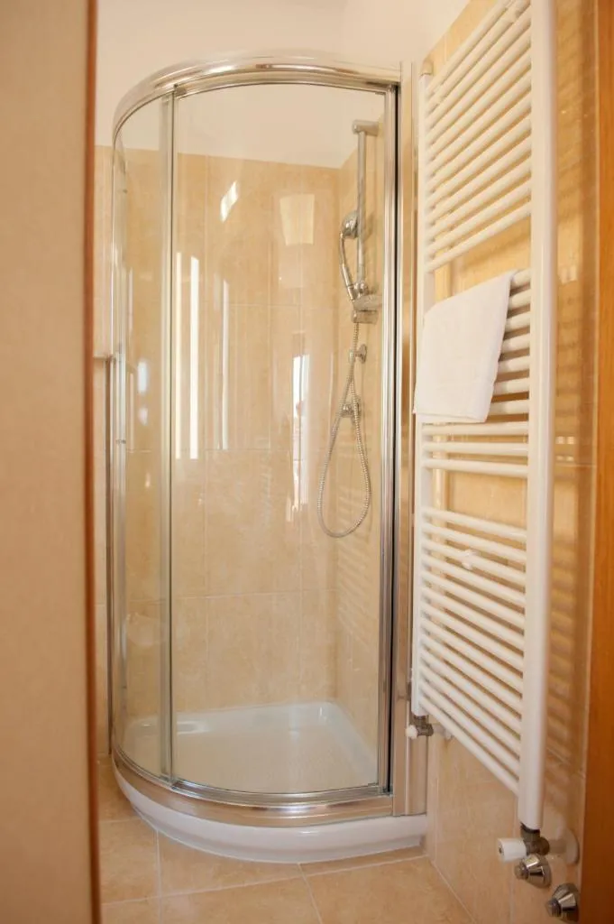 Shower in Albergo San Giorgio