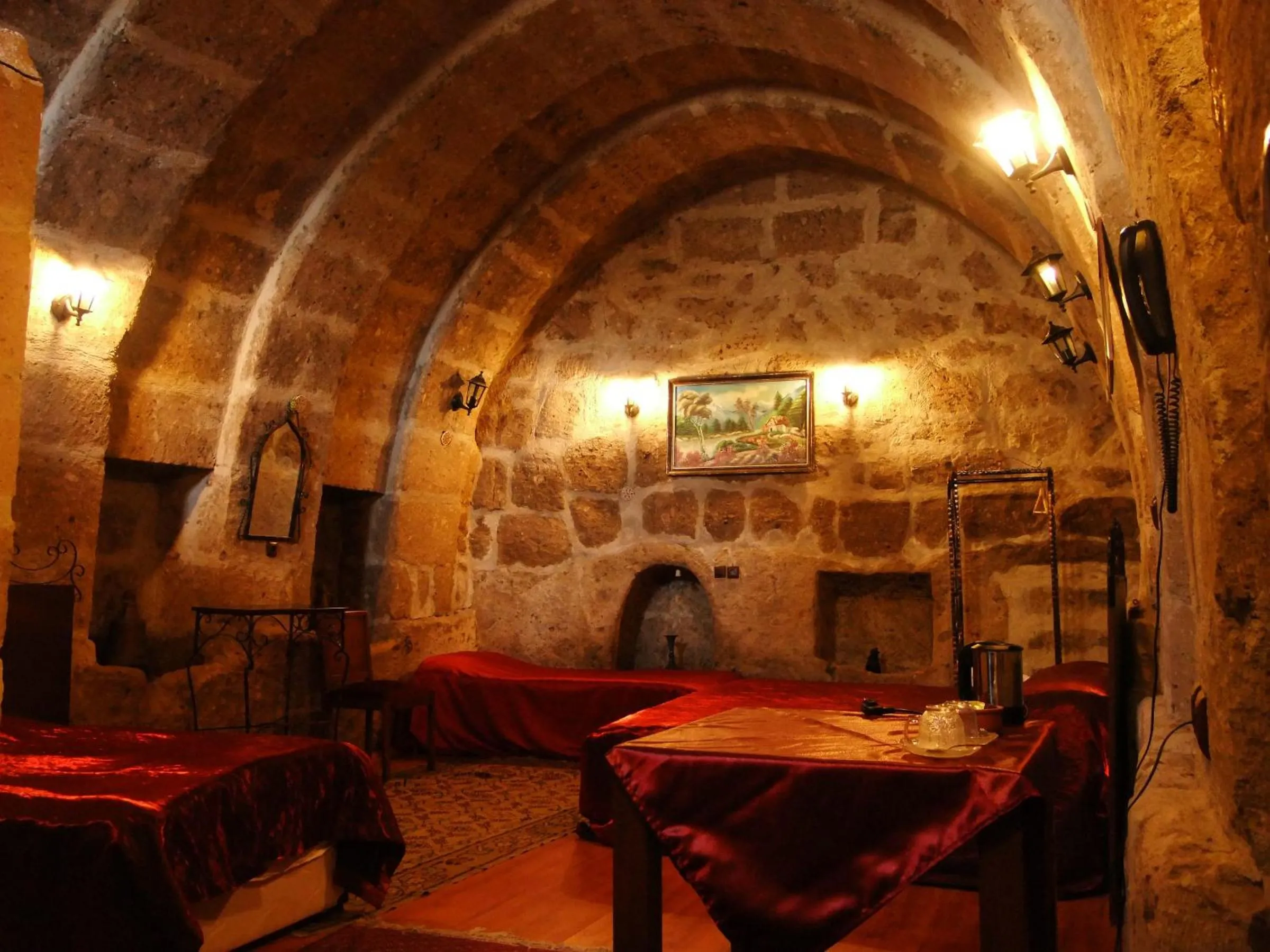 Photo of the whole room in Kapadokya Ihlara Konakları Otel Akinci Konagi
