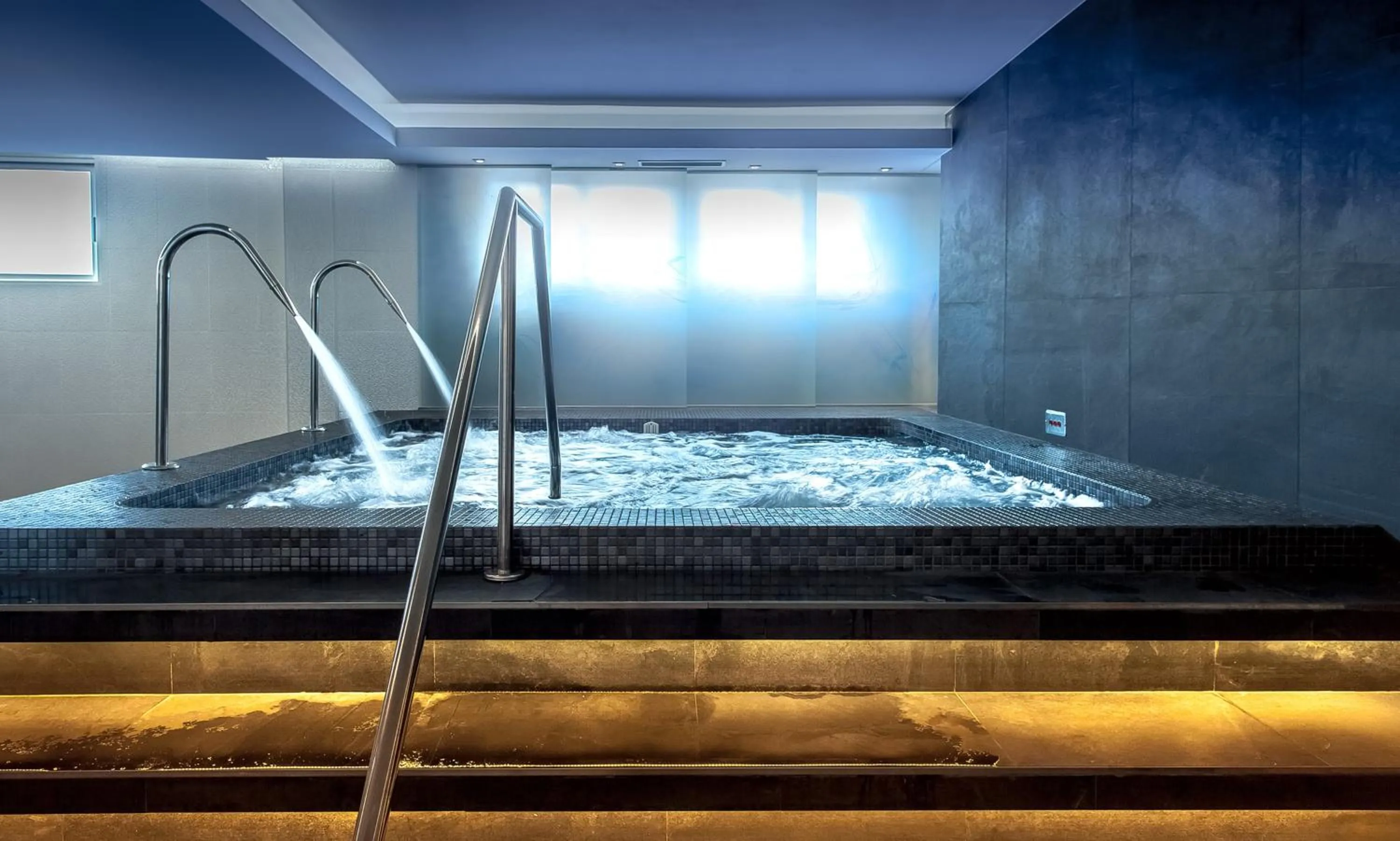 Day in Hotel RH Vinaros Playa & Spa 4* Sup