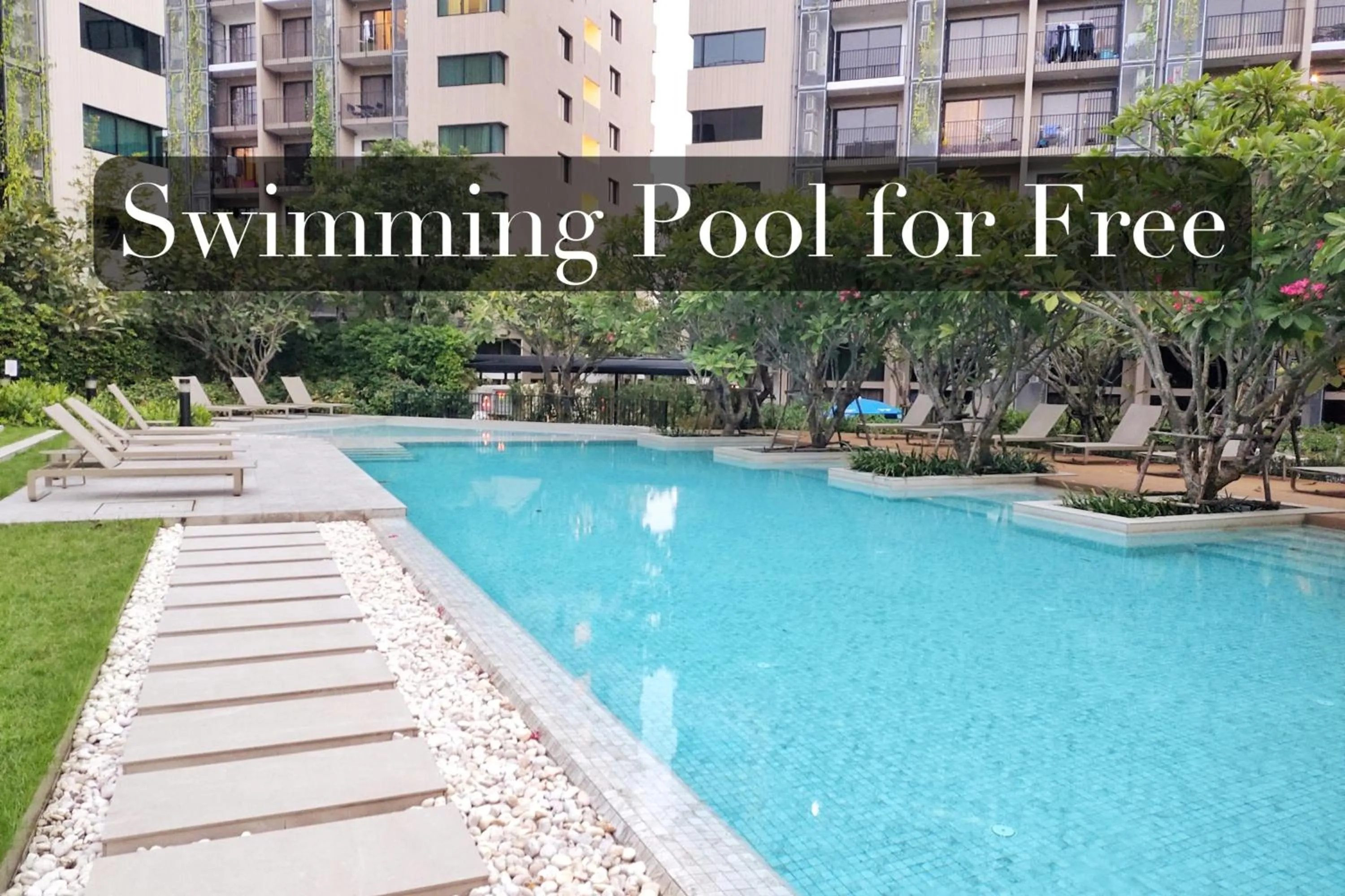 Text overlay in Blossom Sathon Condo