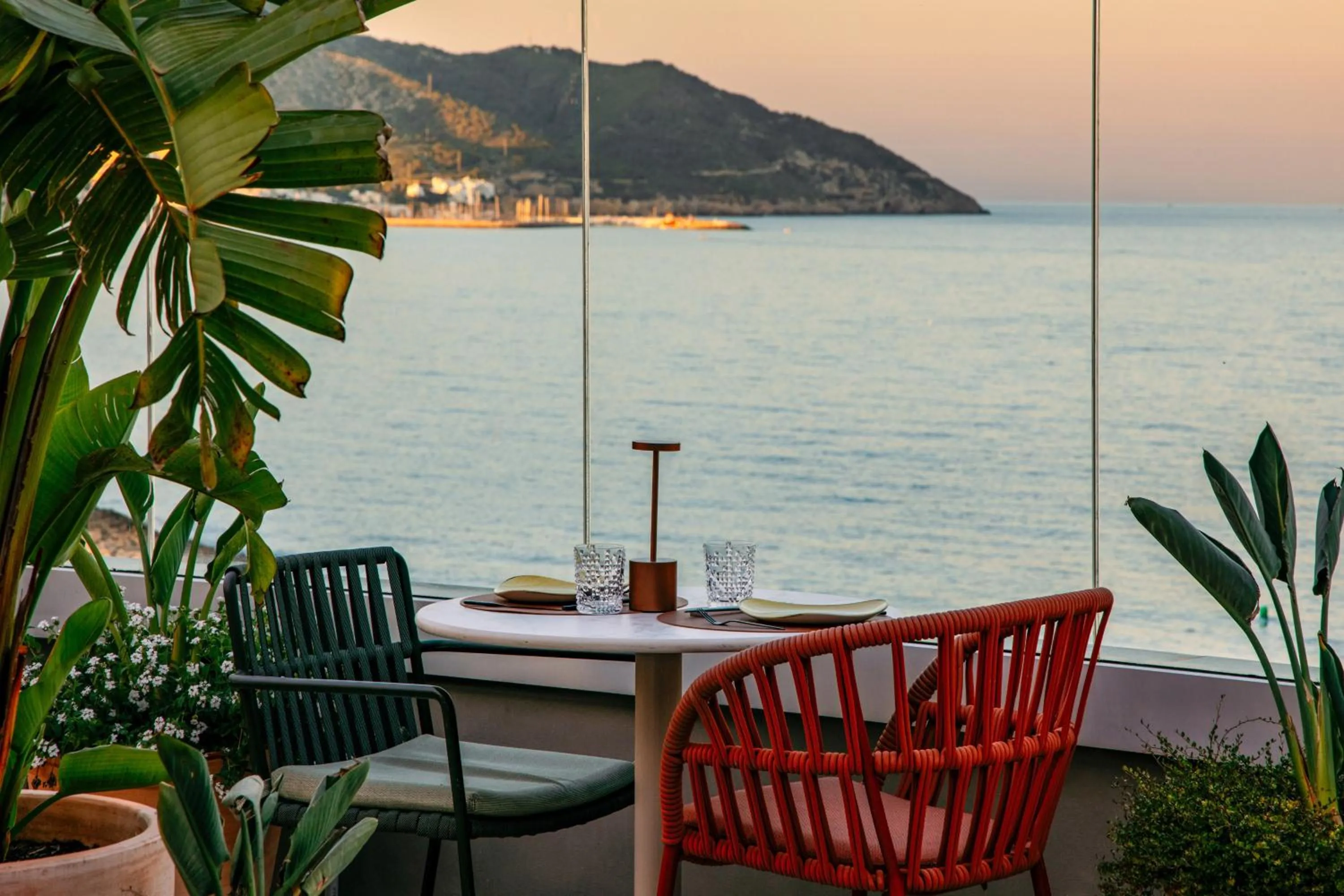 Restaurant/places to eat in ME Sitges Terramar