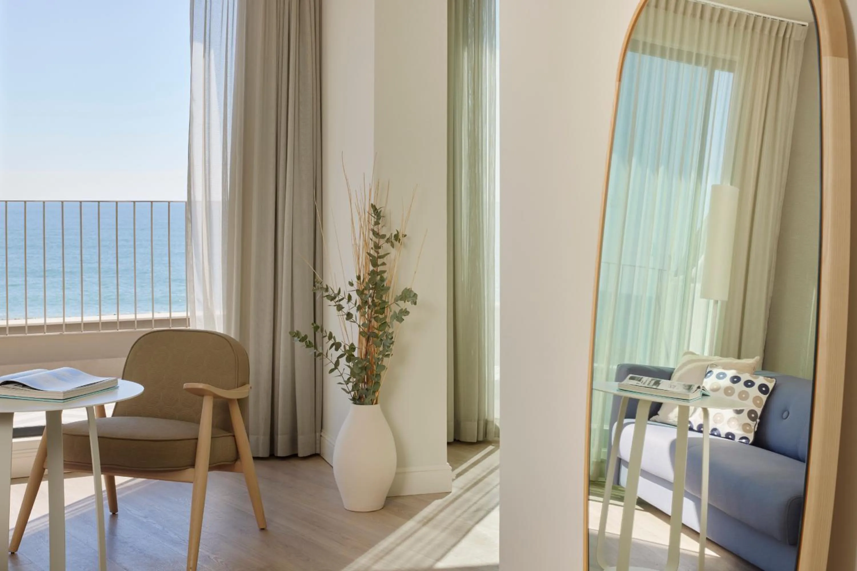 Living room in ME Sitges Terramar