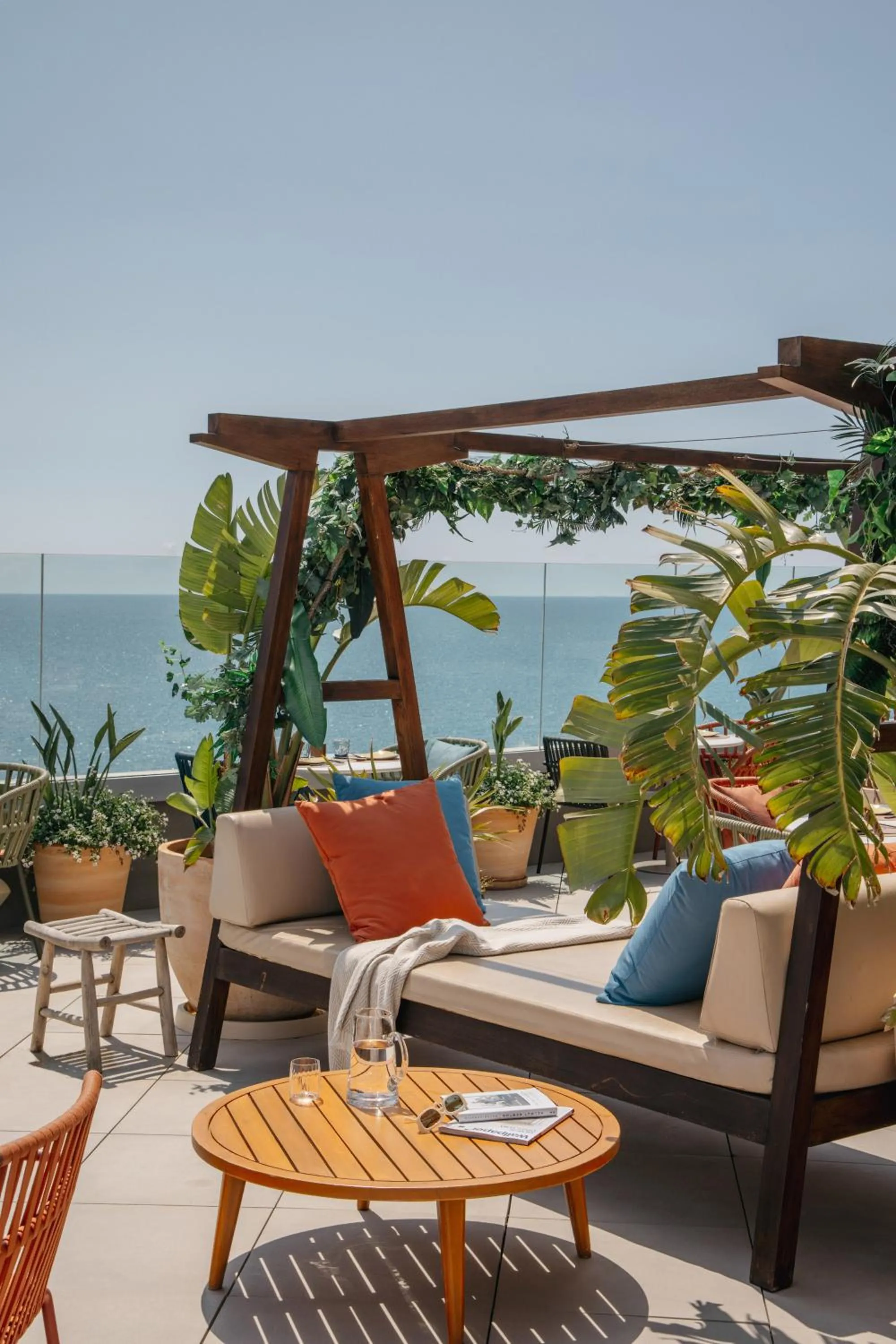 Restaurant/places to eat in ME Sitges Terramar