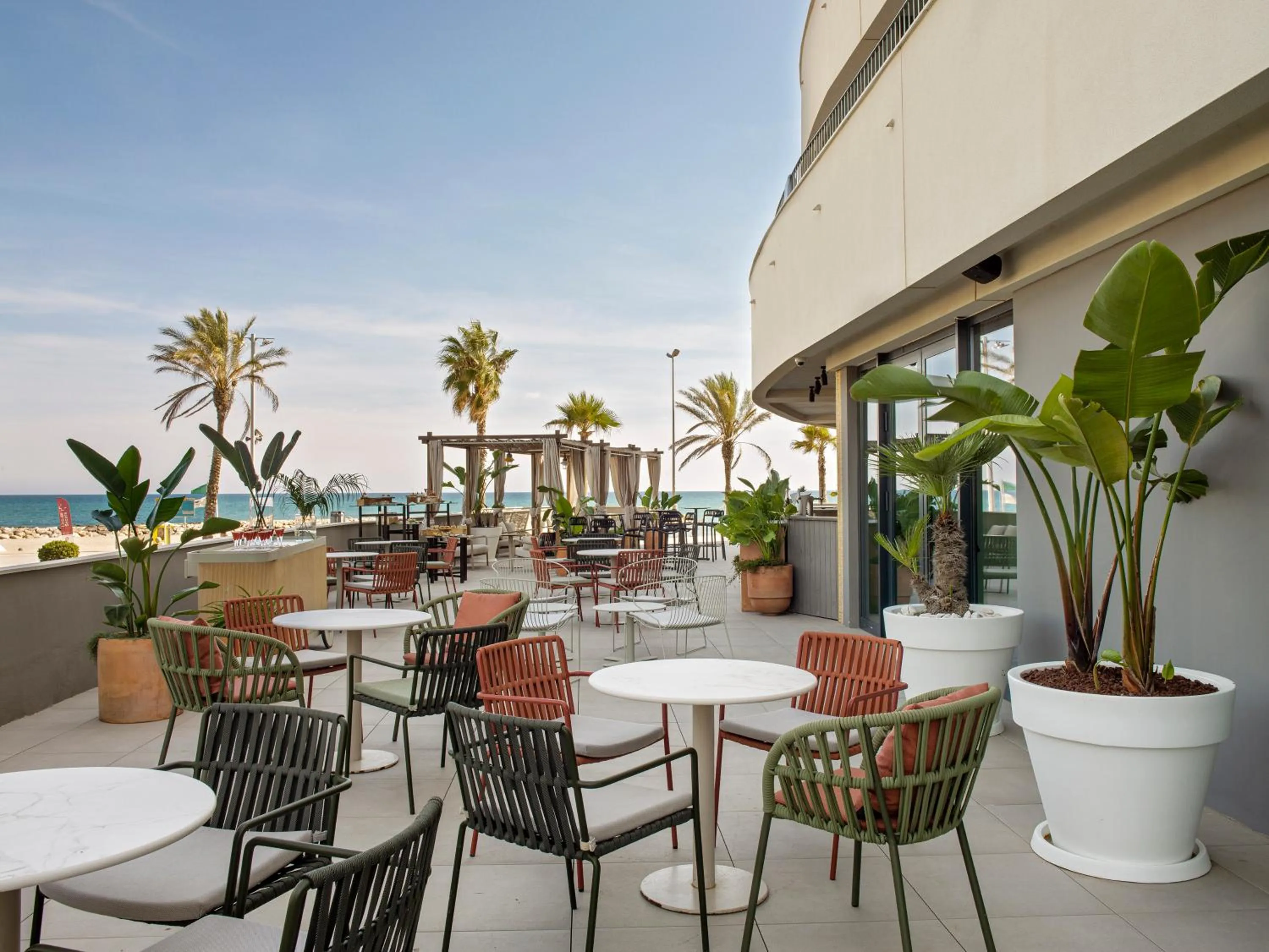 Restaurant/places to eat in ME Sitges Terramar