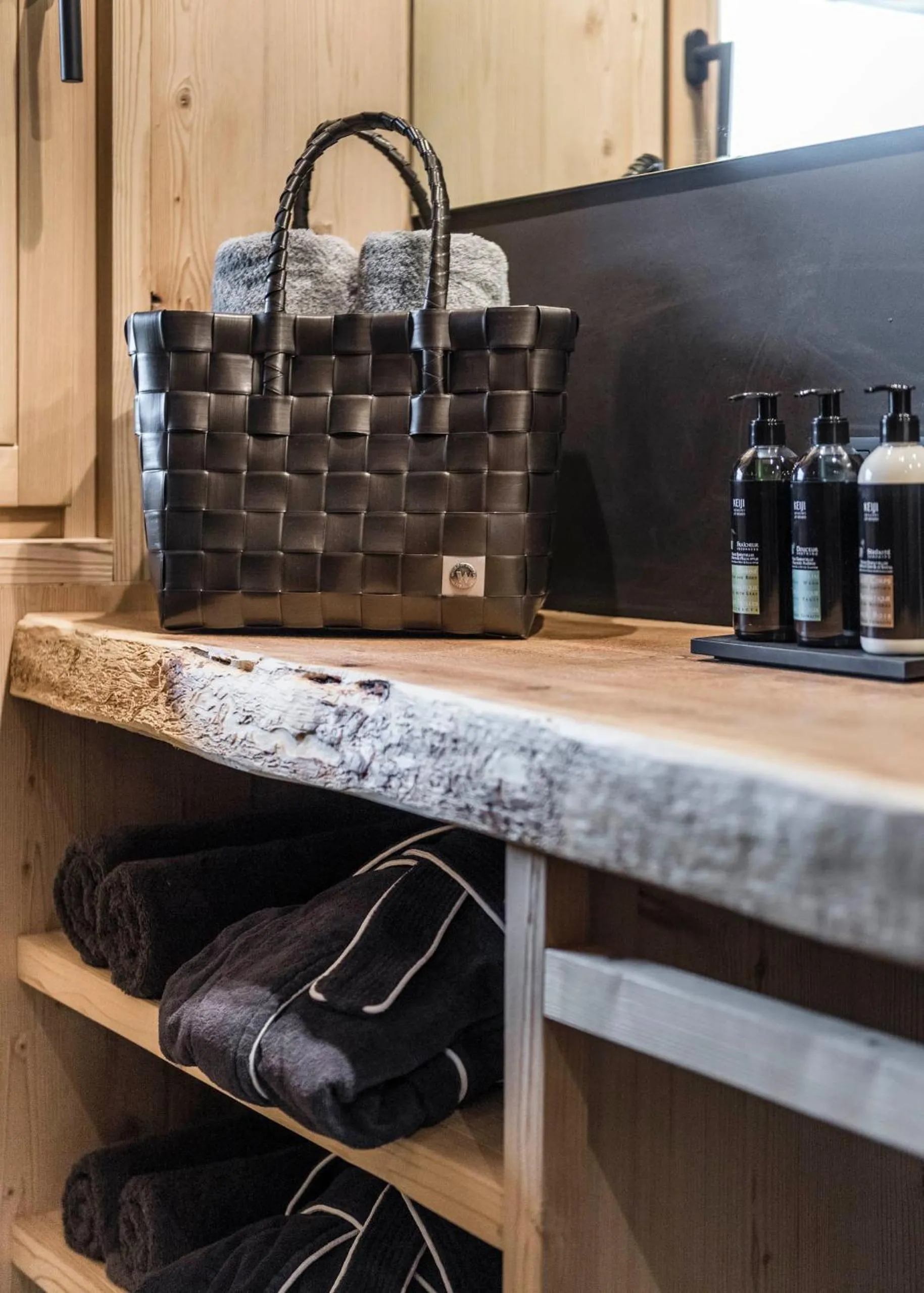 Bathroom in Presulis Hideaway Apartments & Restaurant