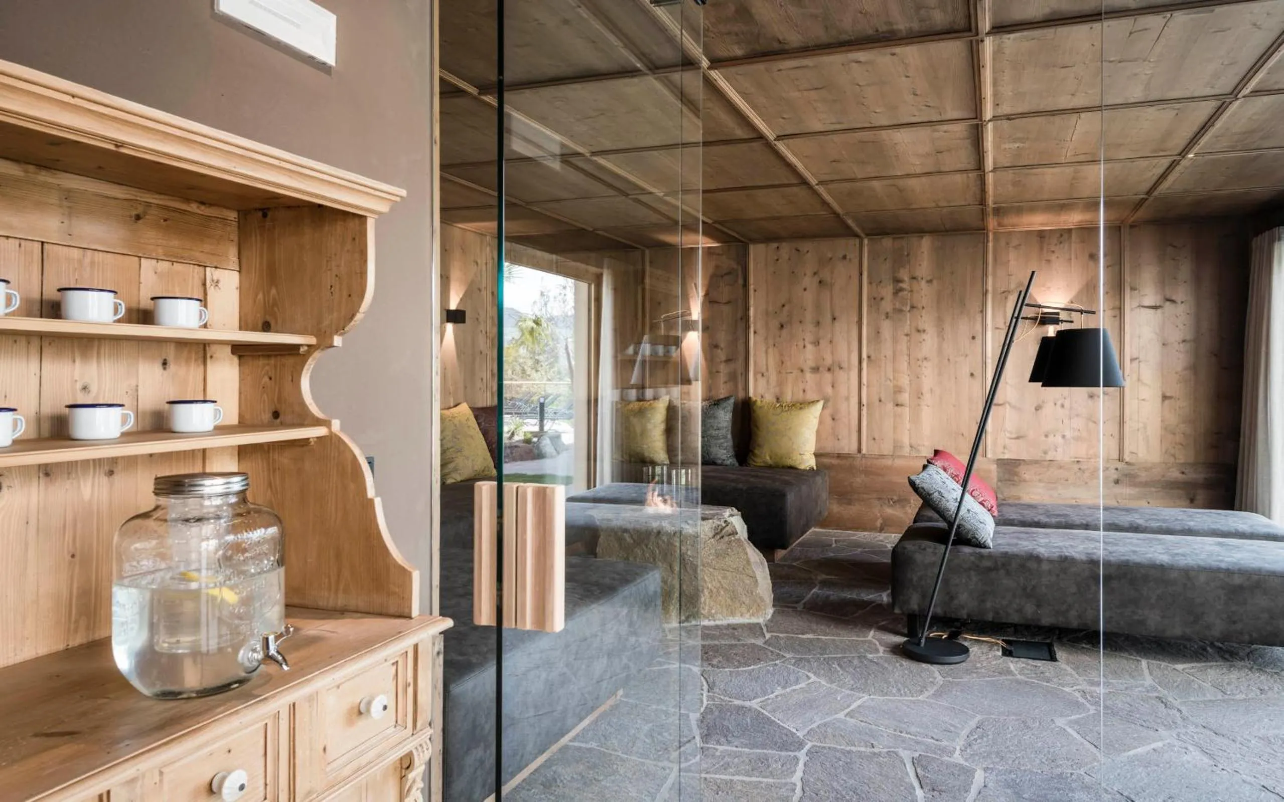 Sauna in Presulis Hideaway Apartments & Restaurant