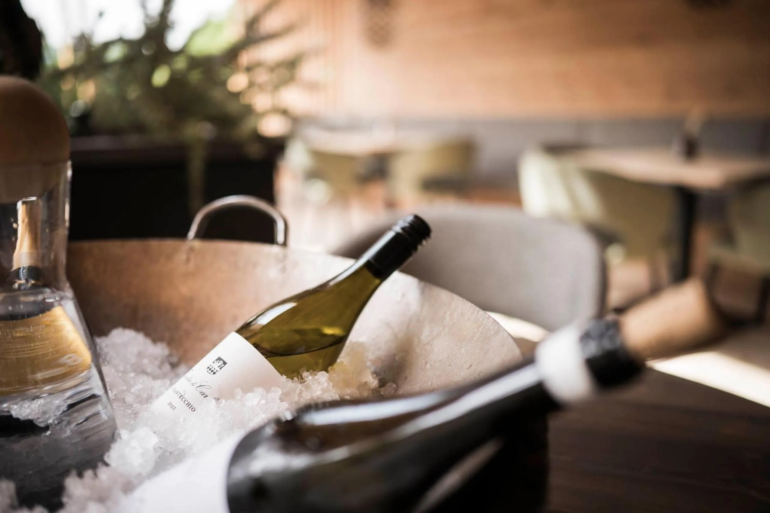 Restaurant/places to eat in Presulis Hideaway Apartments & Restaurant