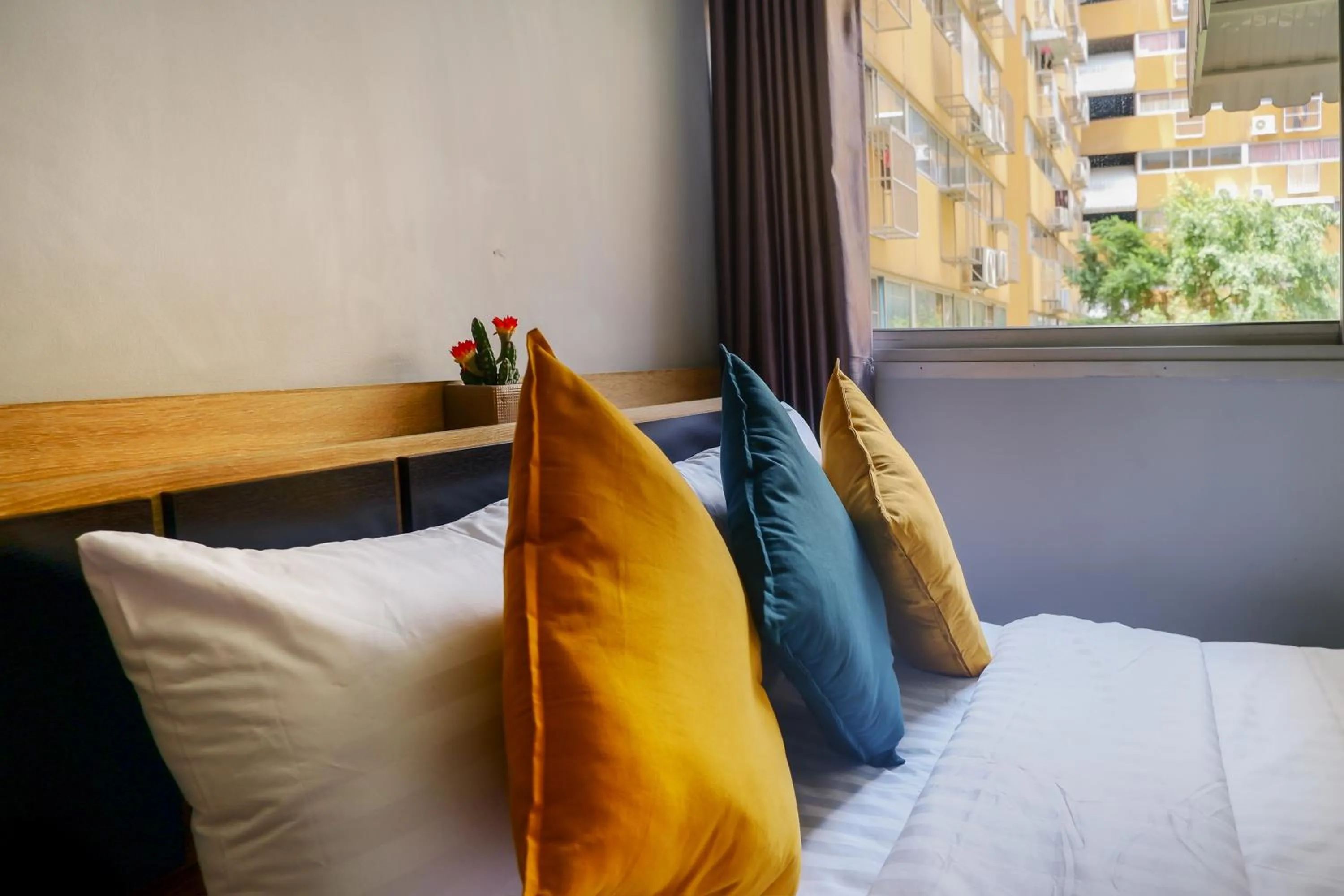 bunk bed in Bangkok Impact Popular Comdominium