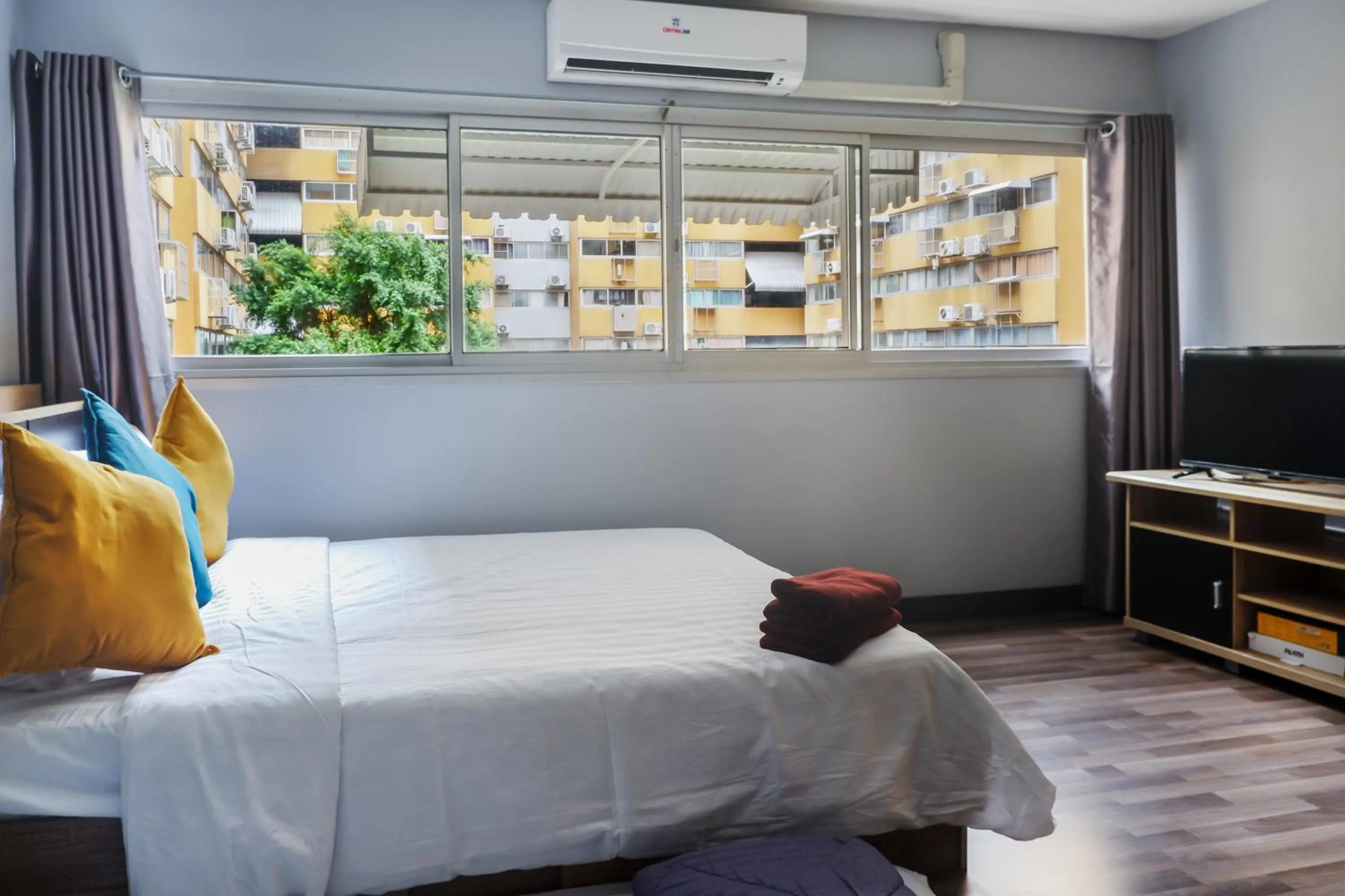 Bed in Bangkok Impact Popular Comdominium