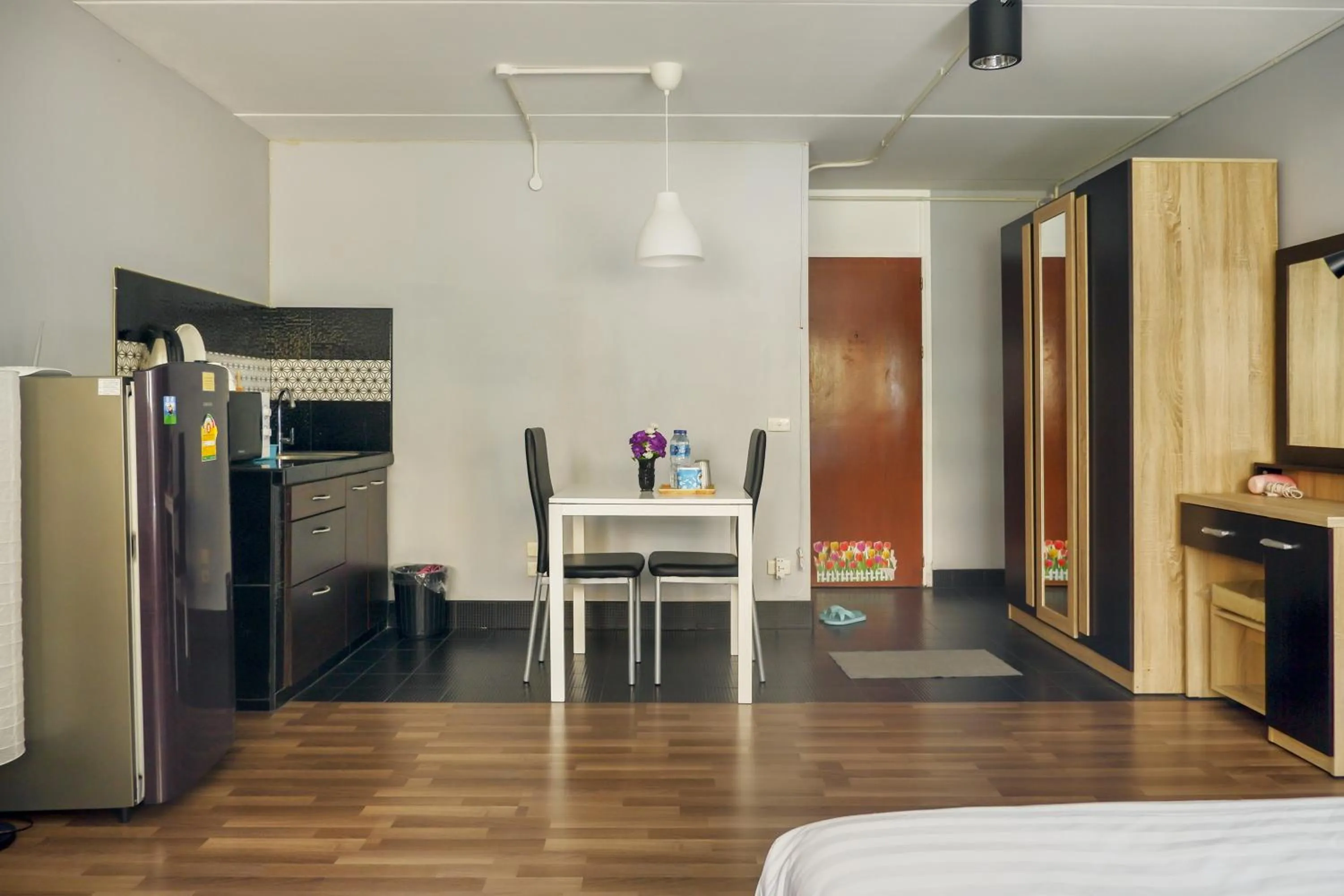 Photo of the whole room in Bangkok Impact Popular Comdominium