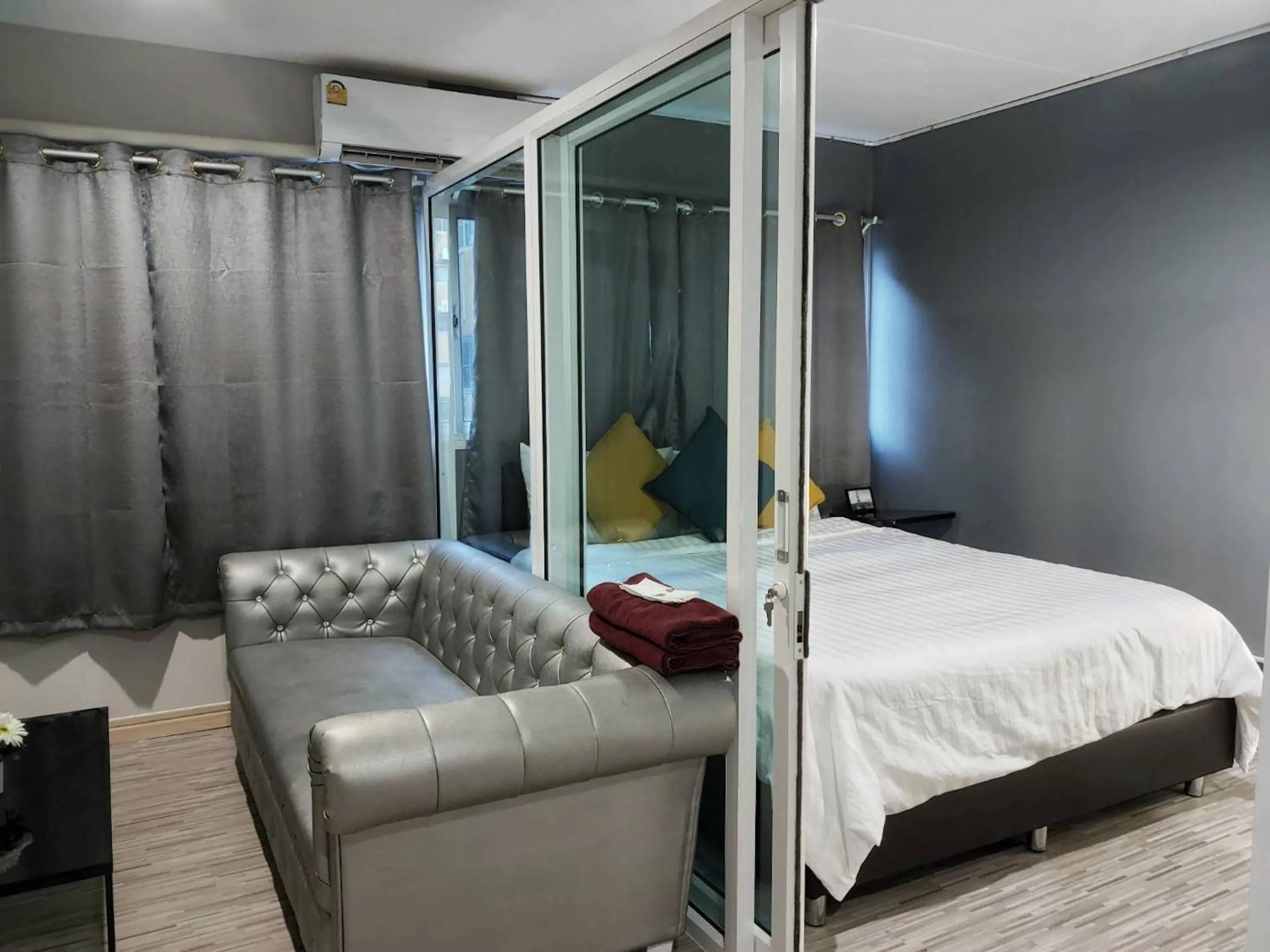 bunk bed in Bangkok Impact Popular Comdominium