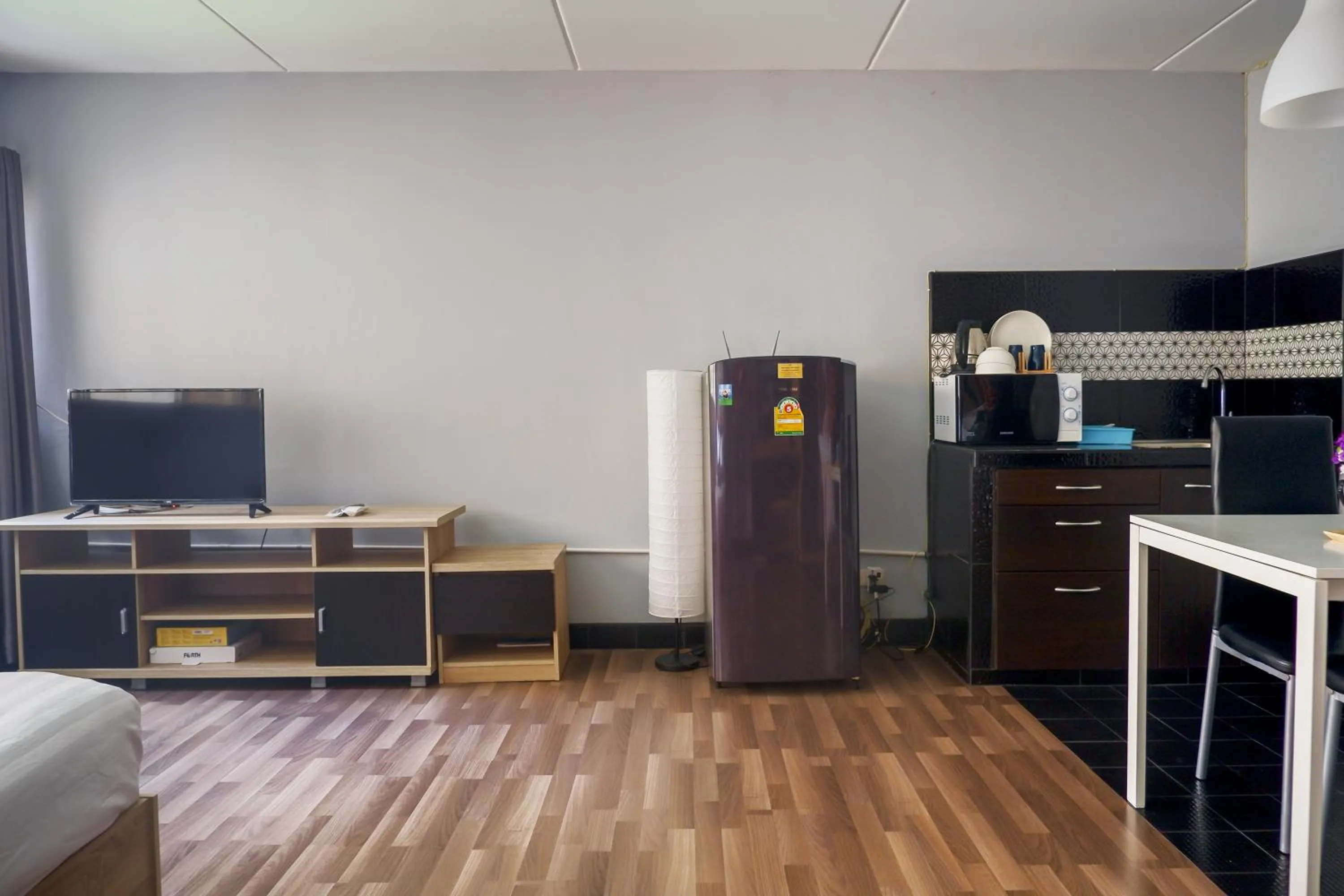 TV and multimedia in Bangkok Impact Popular Comdominium