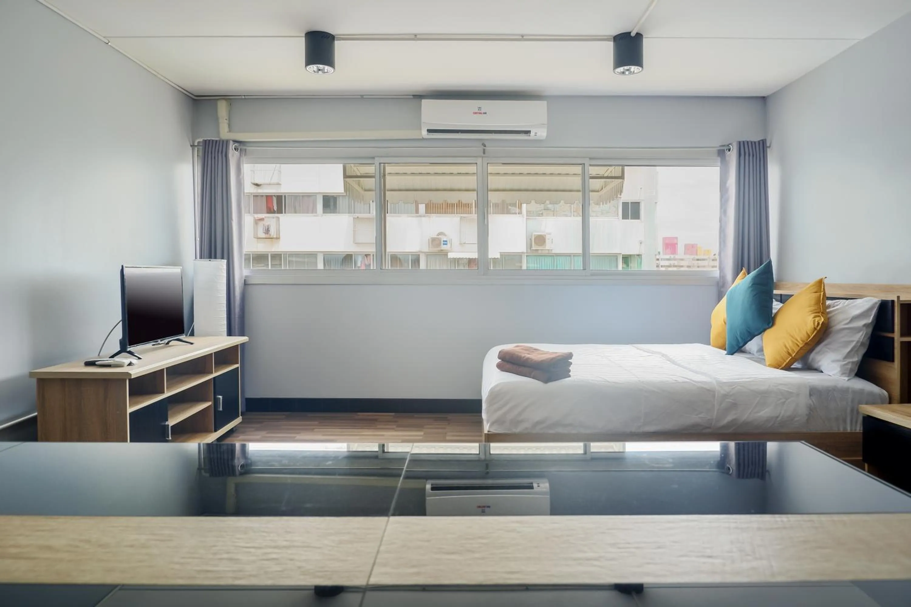 Photo of the whole room in Bangkok Impact Popular Comdominium