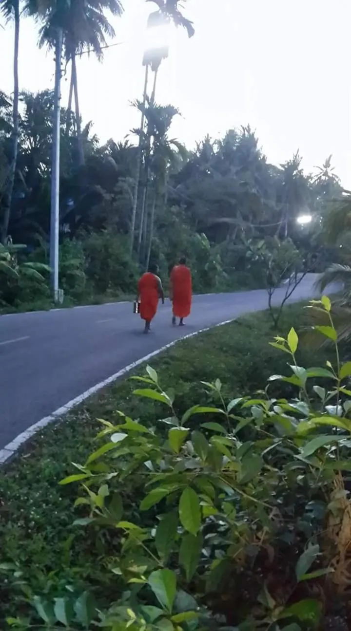 Activities in Ruenthai Ampawa