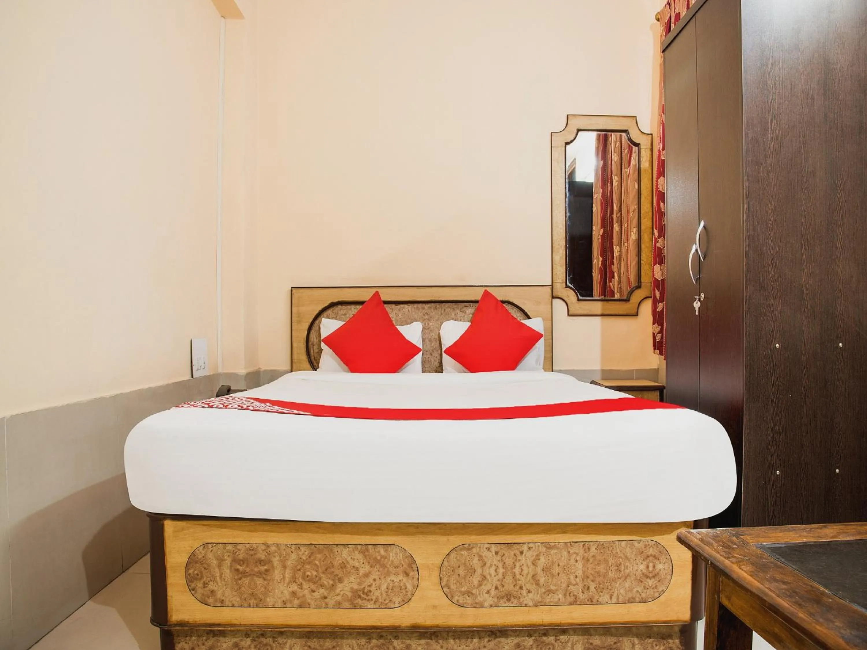 Bedroom, Bed in Hotel O Embassy Exhibition Rd