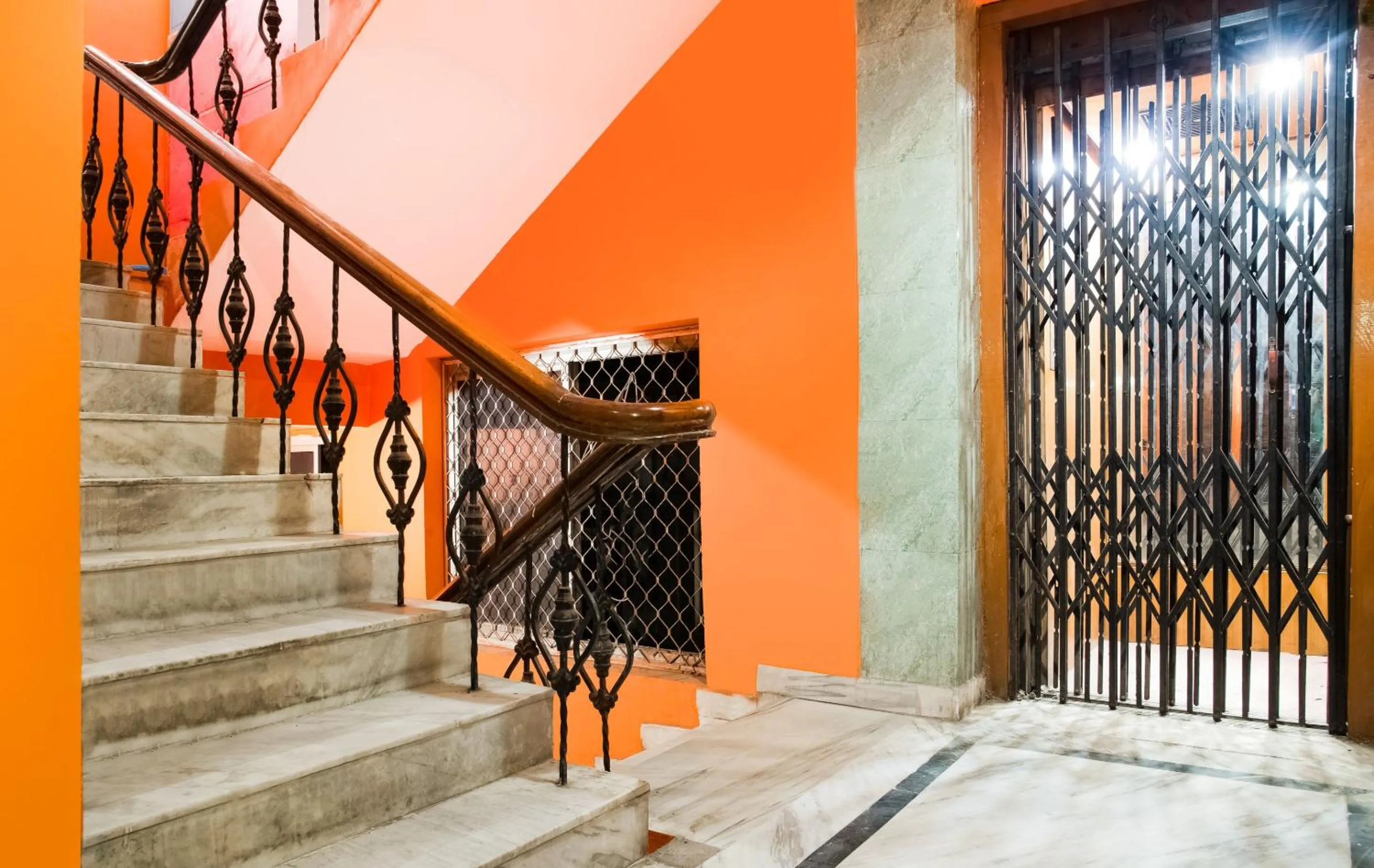 Facade/entrance in Hotel O Embassy Exhibition Rd