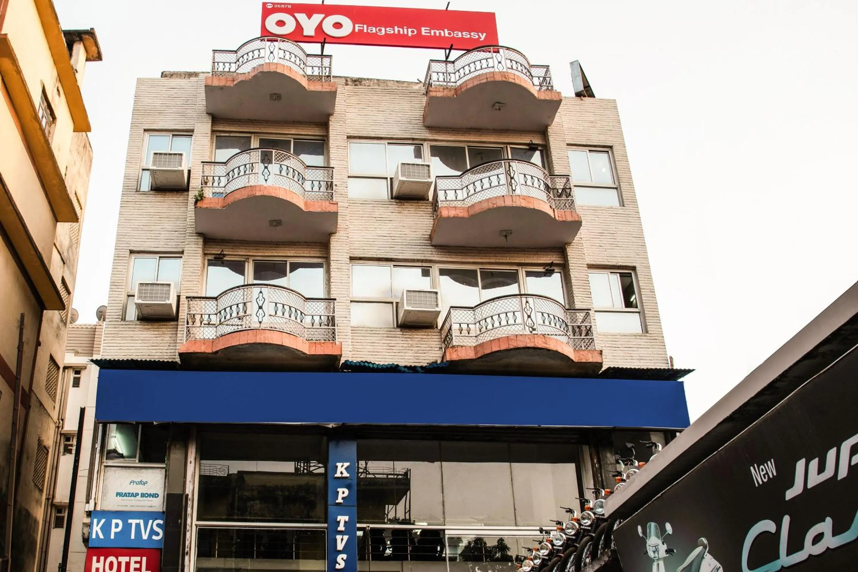 Facade/entrance in Hotel O Embassy Exhibition Rd