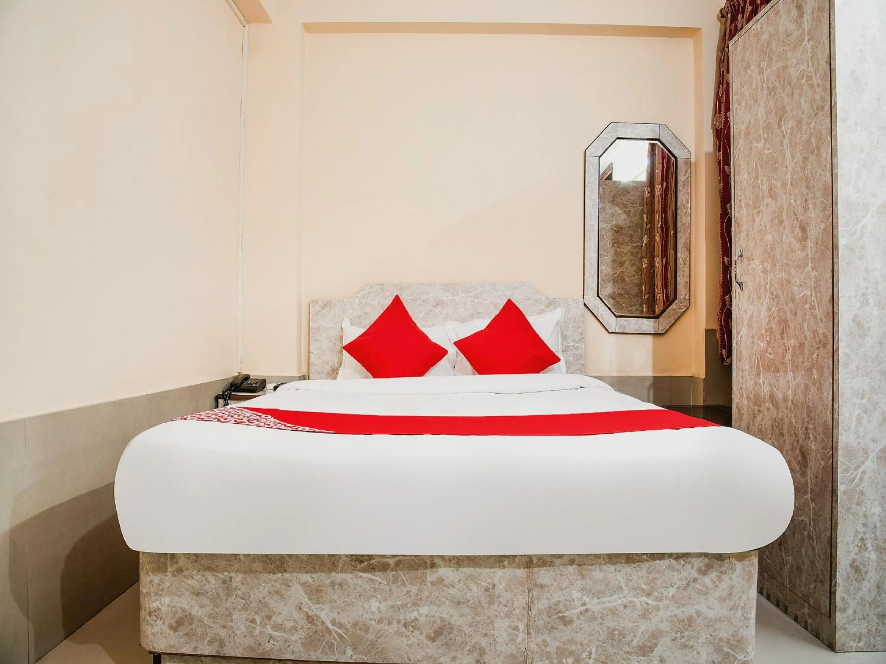 Bedroom, Bed in Hotel O Embassy Exhibition Rd