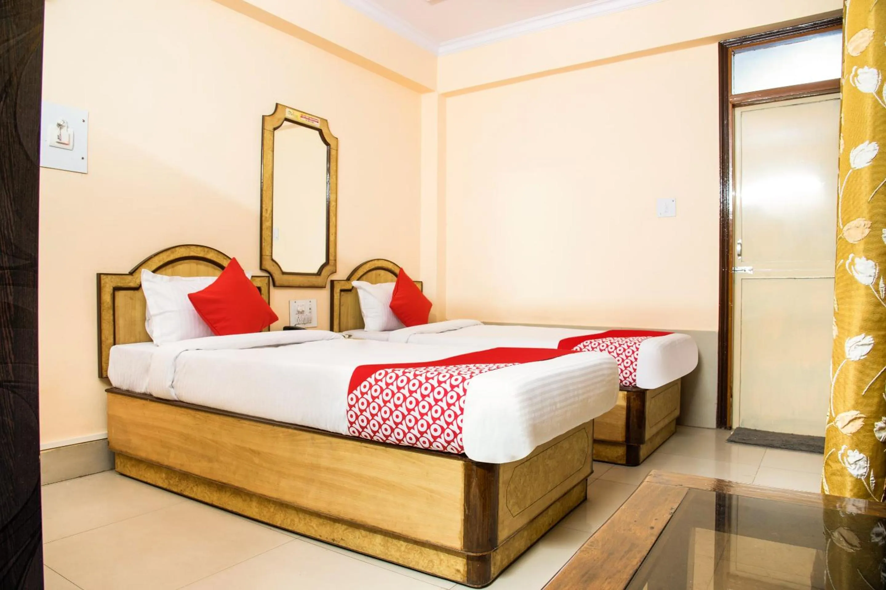 Bedroom, Bed in Hotel O Embassy Exhibition Rd