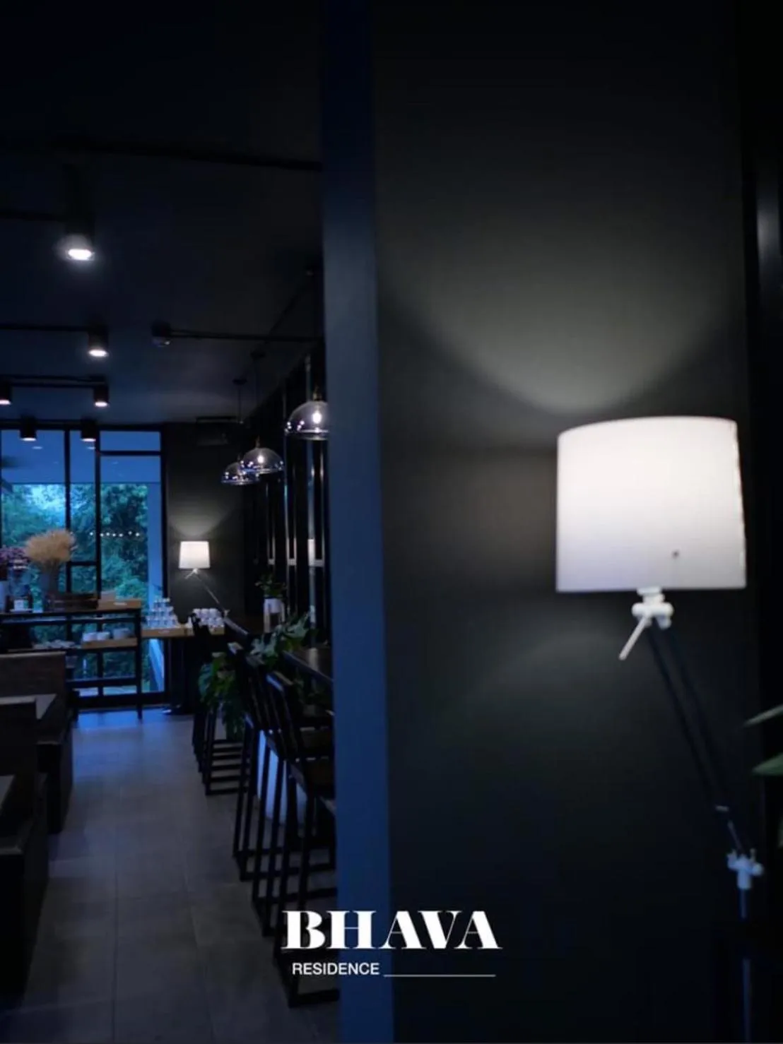Restaurant/places to eat in Bhava Residence