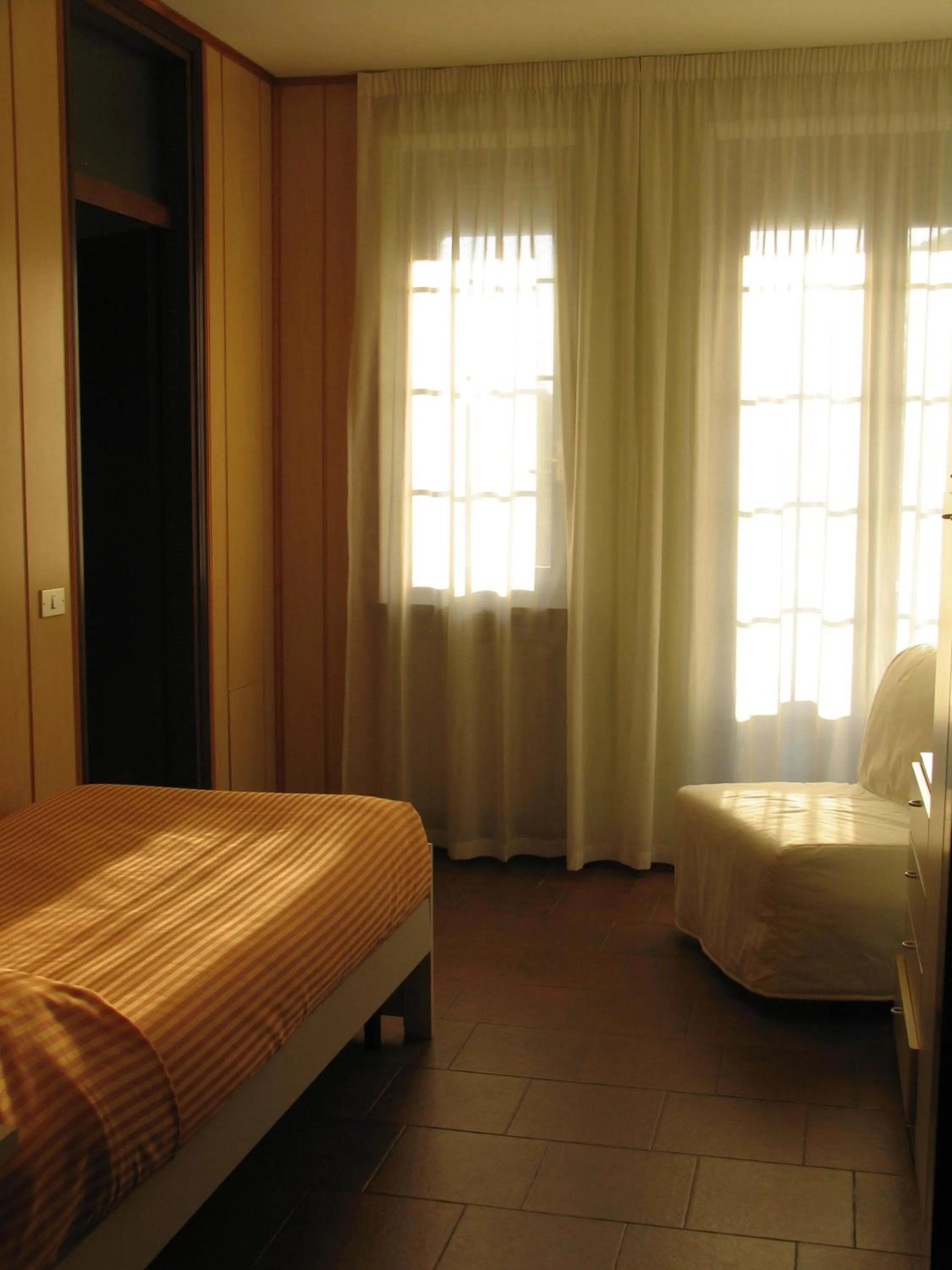 Bedroom, Bed in Albergo Residence Isotta