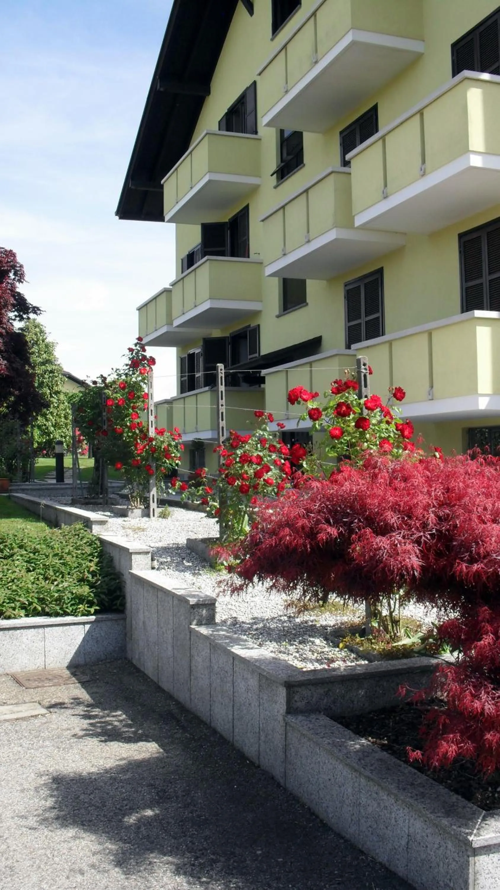 Facade/entrance in Albergo Residence Isotta