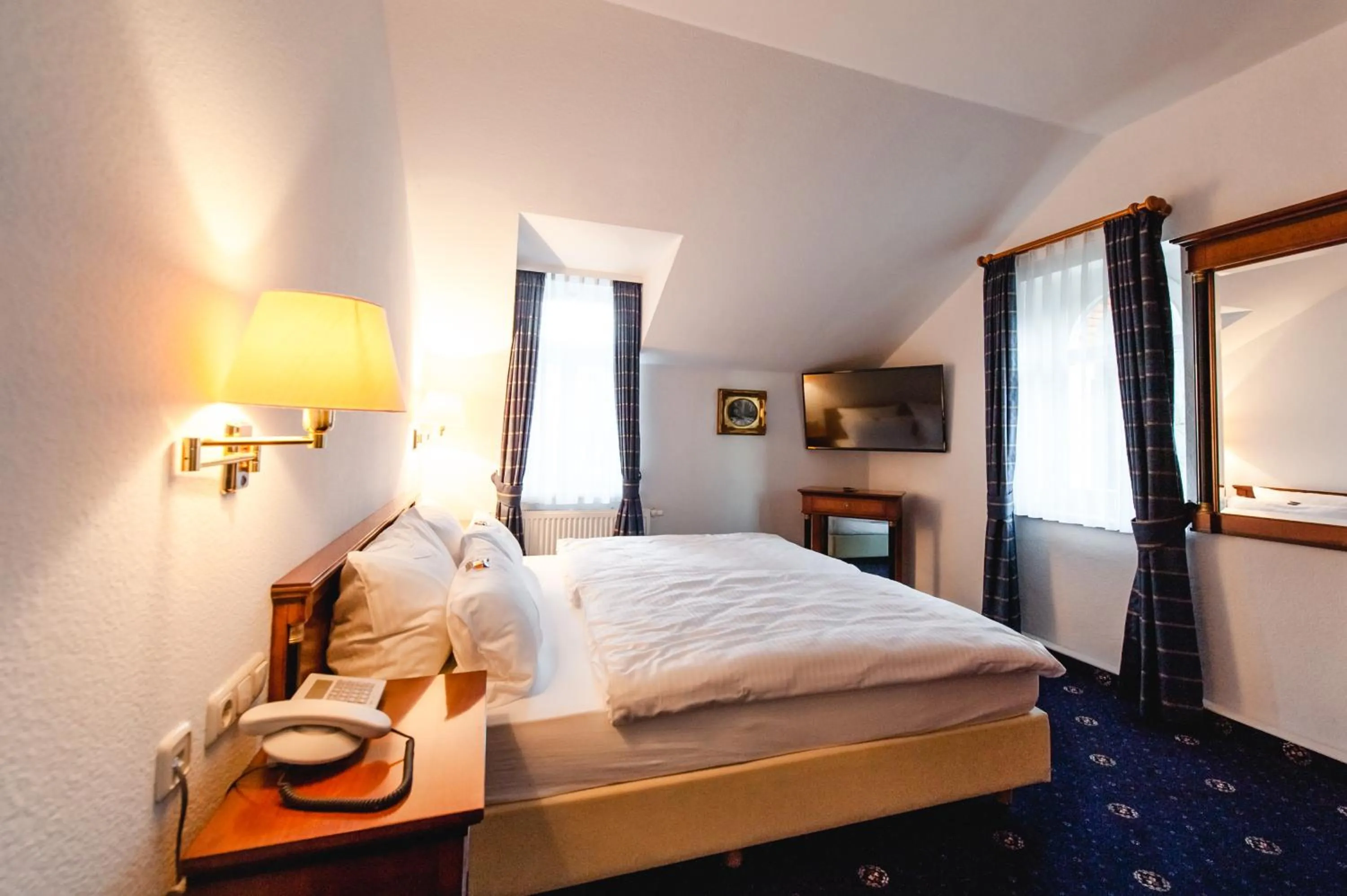 Photo of the whole room, Bed in Historische Spitzgrundmühle