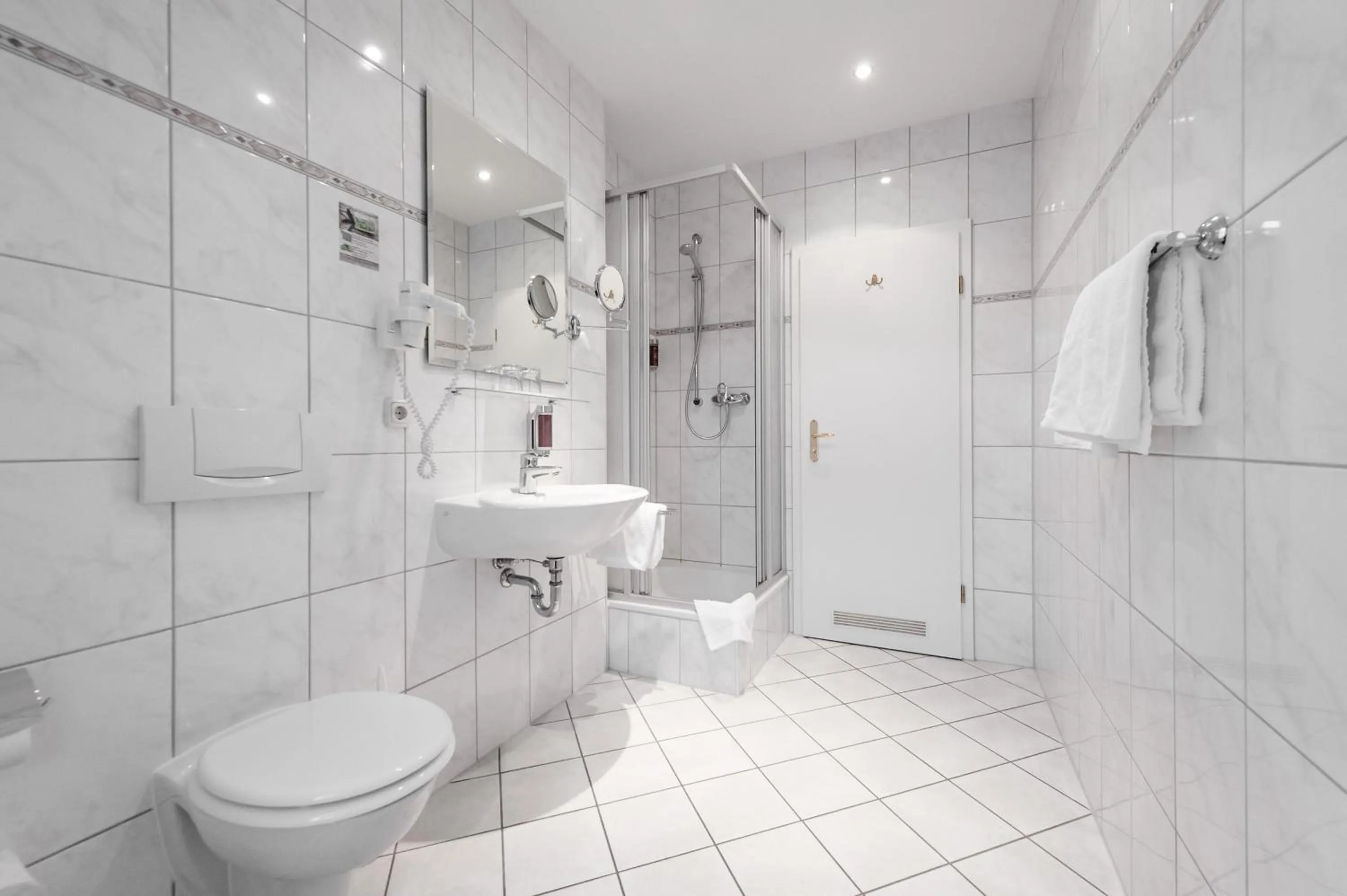 Shower in Historische Spitzgrundmühle