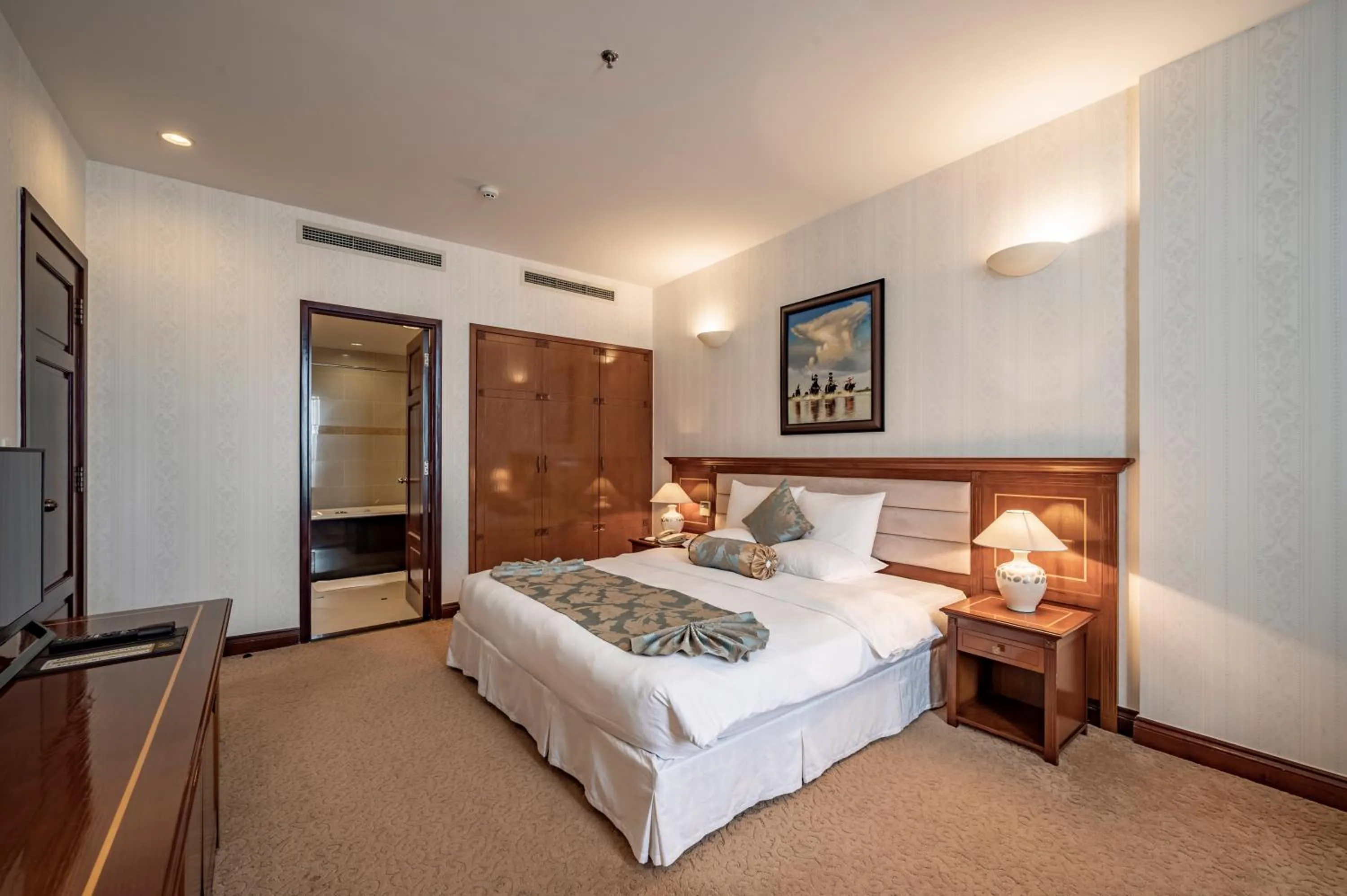 Bed in Tan Son Nhat Saigon Hotel