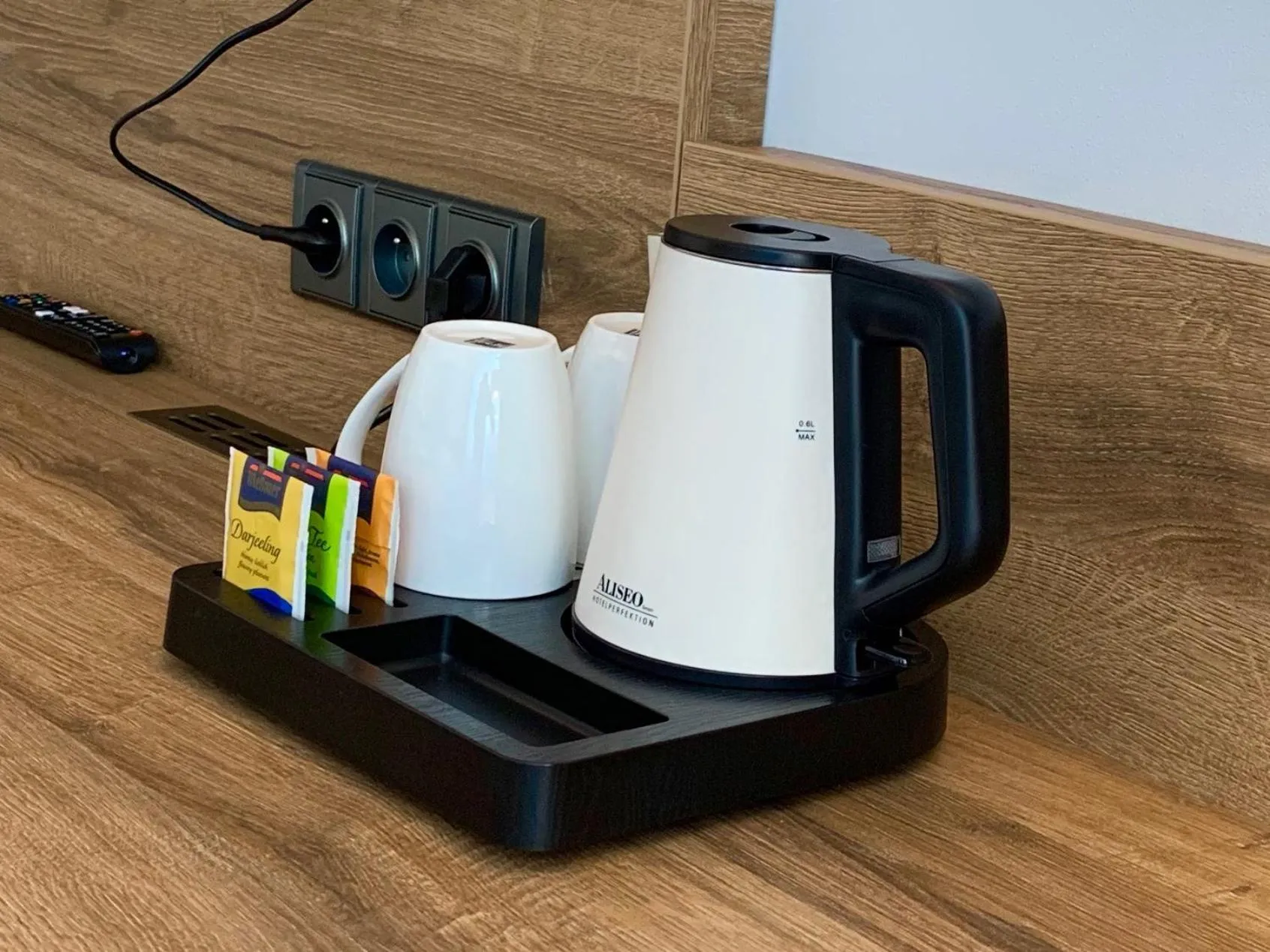 Coffee/tea facilities in CENTRAL PARK FLORA