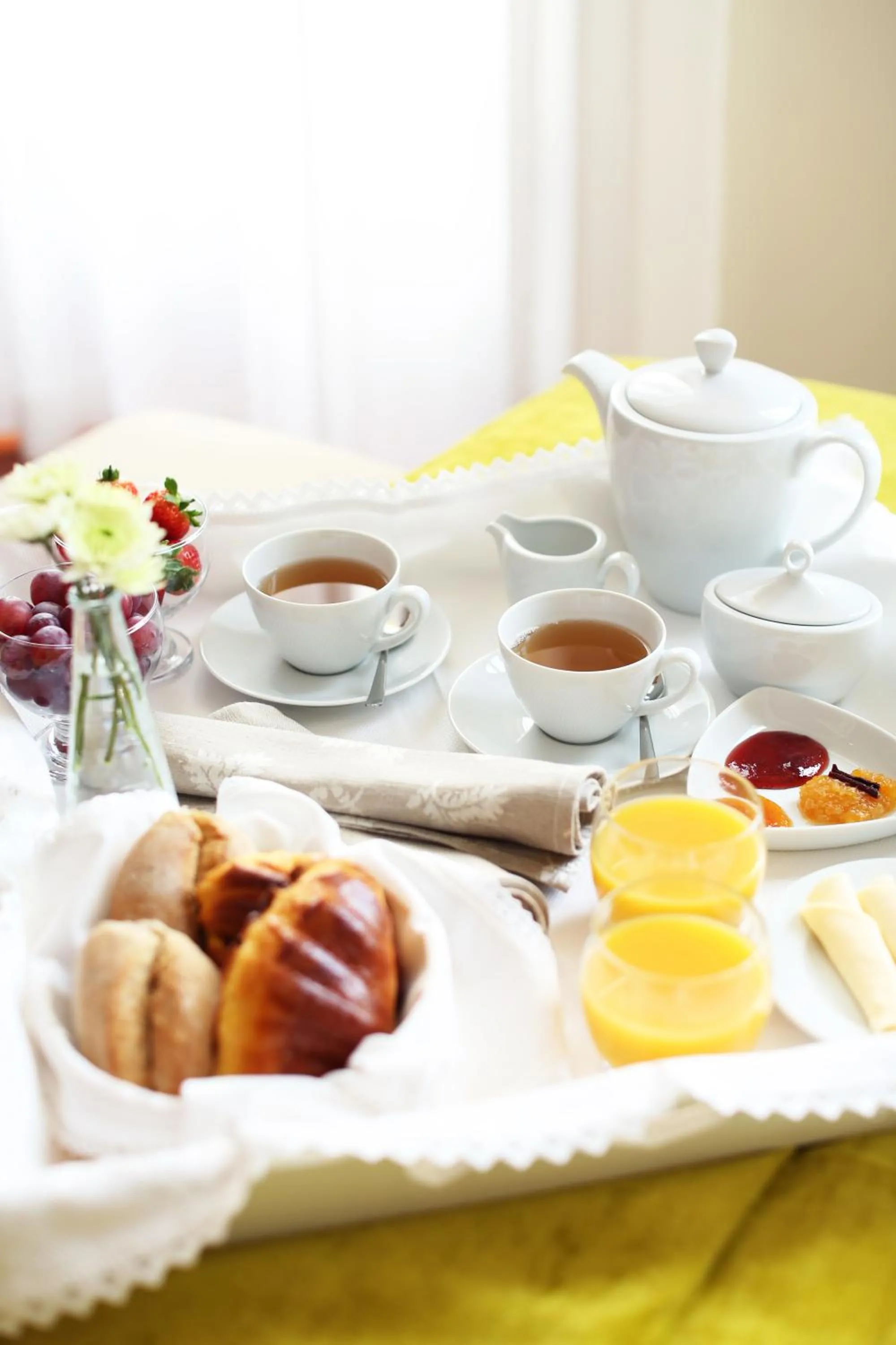 Restaurant/places to eat in Solar Egas Moniz-Charming House & Local Experiences