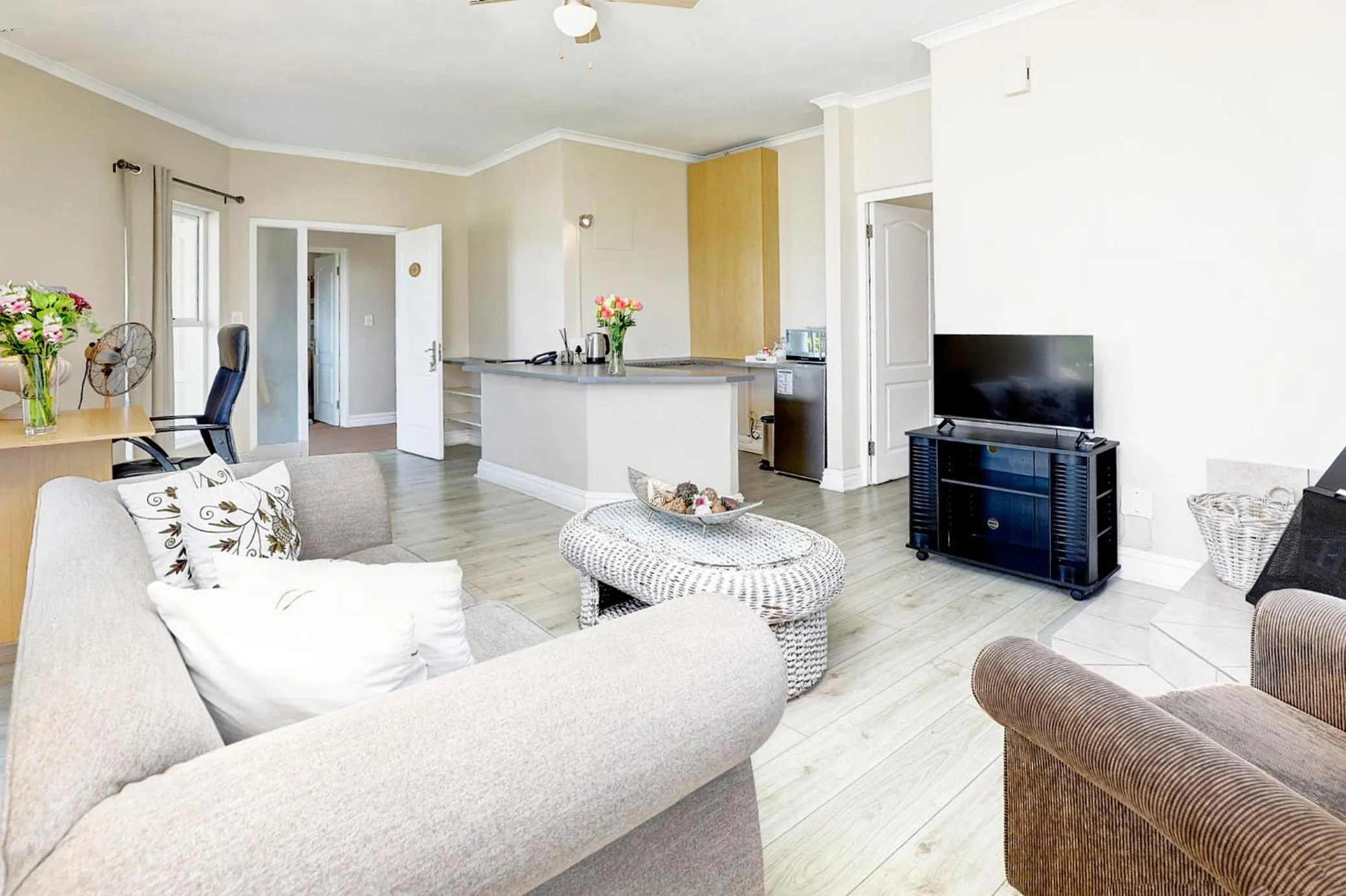 Living room in Bell Rosen Guest House