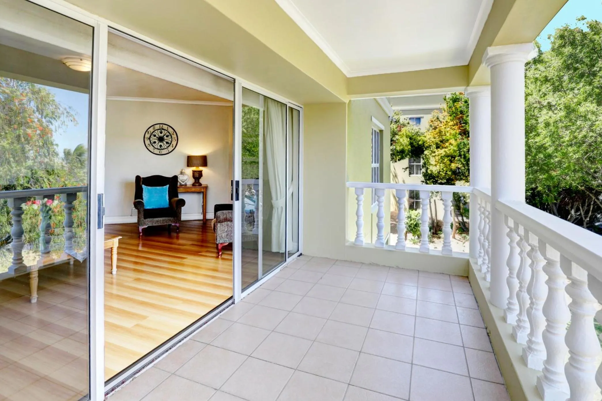 Balcony/Terrace in Bell Rosen Guest House